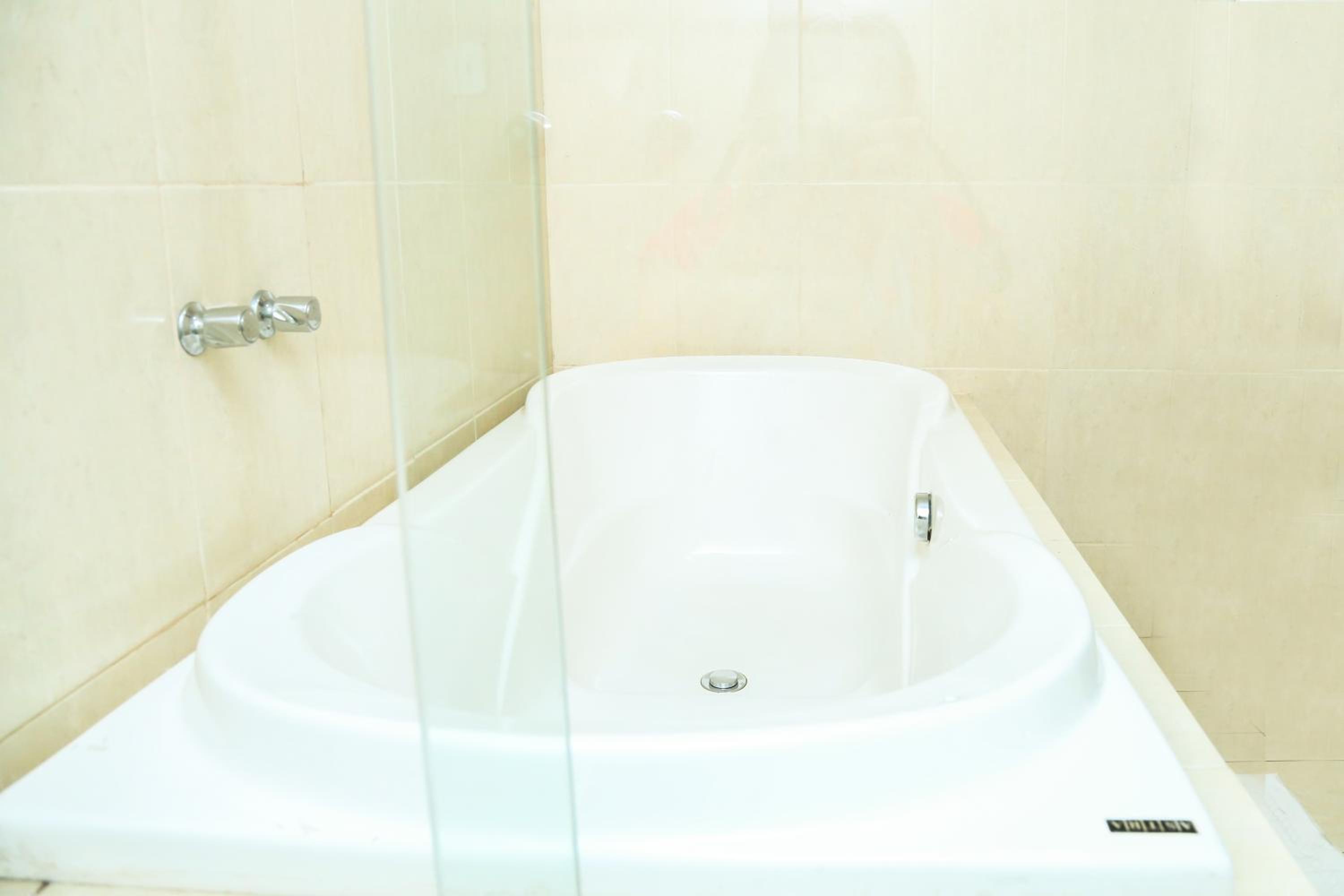 Jacuzzi