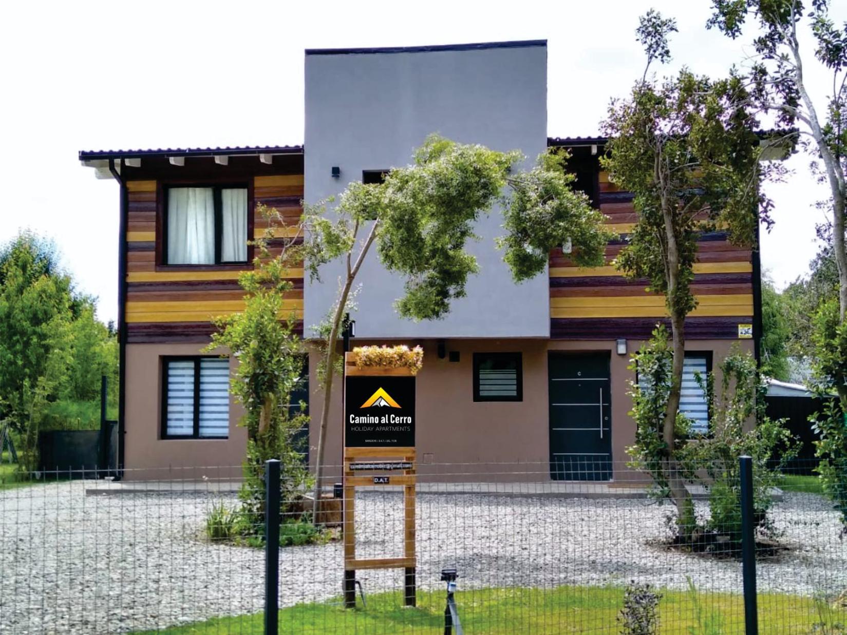 Camino al Cerro Holiday Apartments