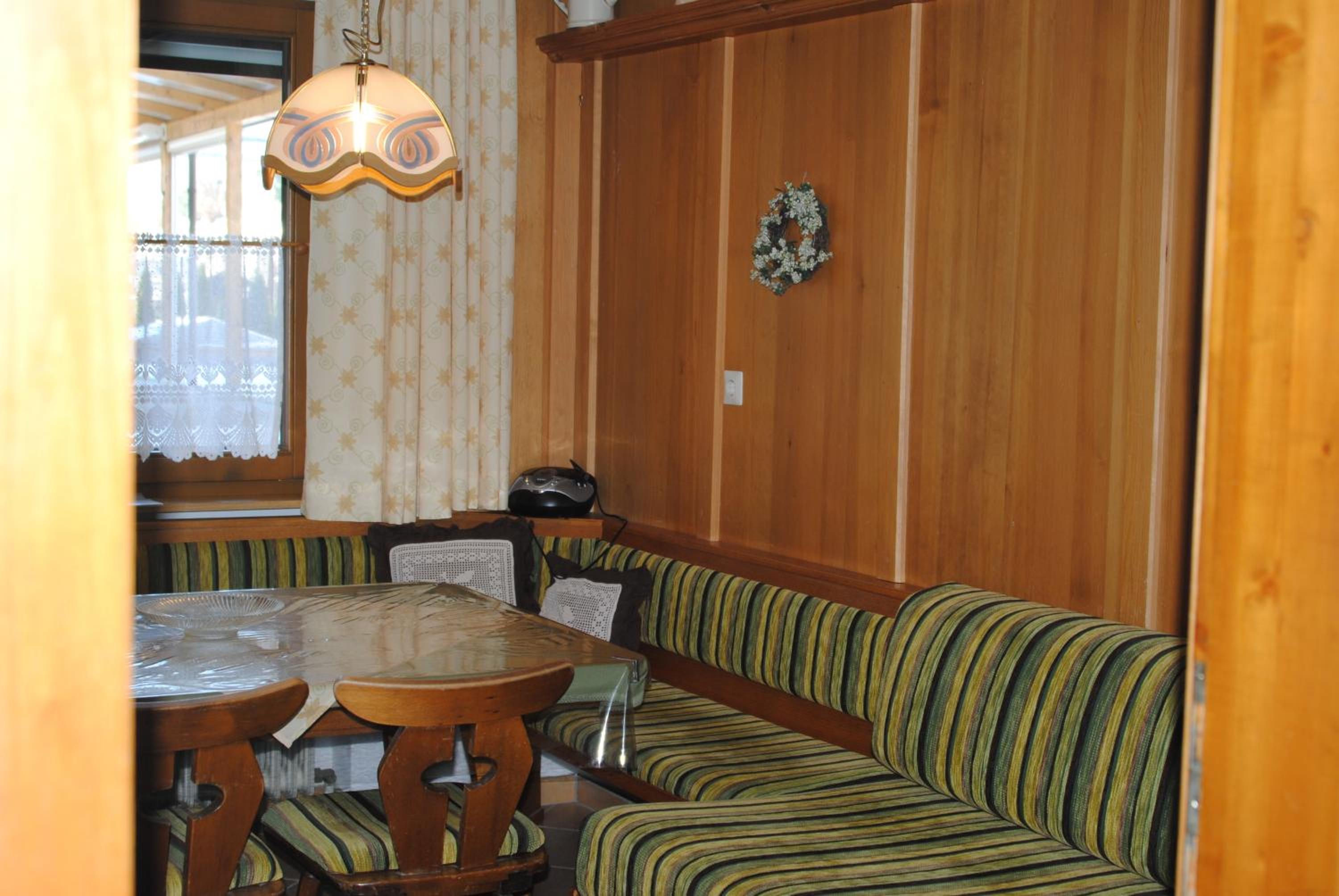 Haus Holaus Helga