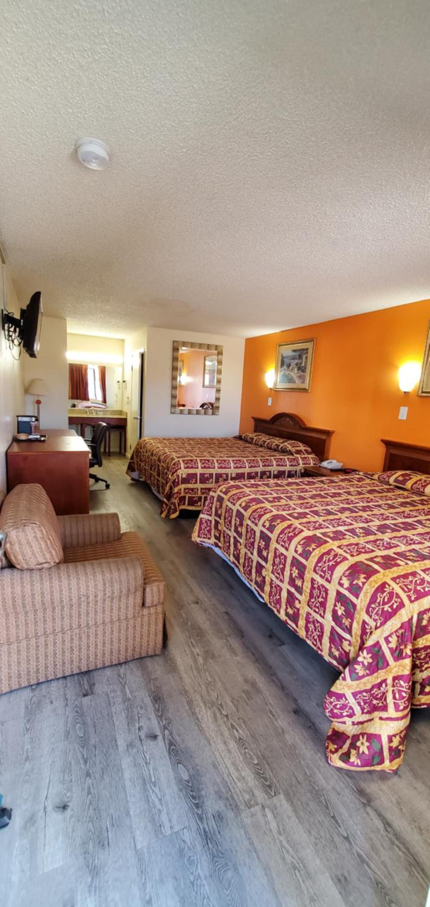 Anaheim National Inn
