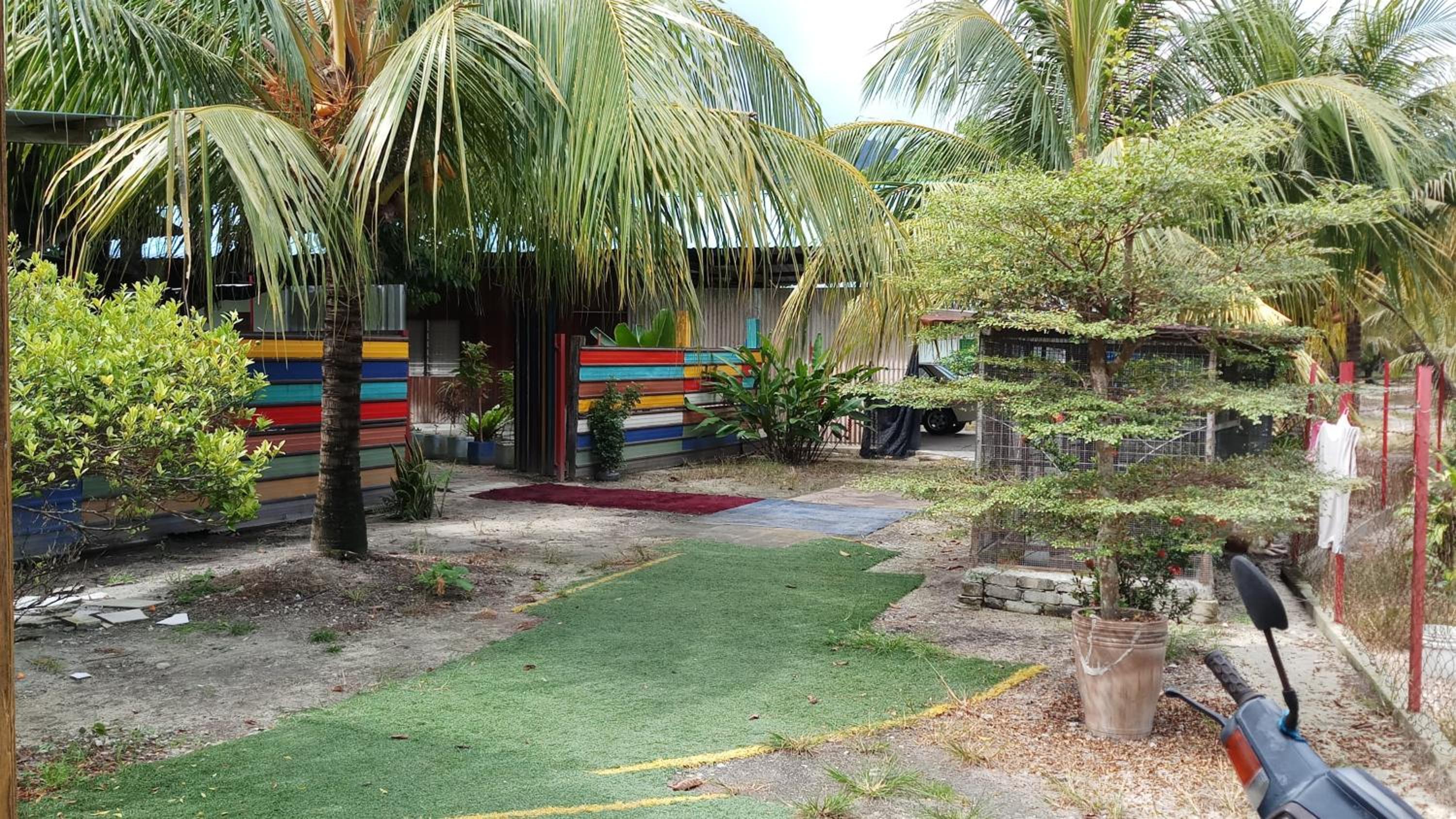 Tony’s Guesthouse at Teluk Bahang photo 1
