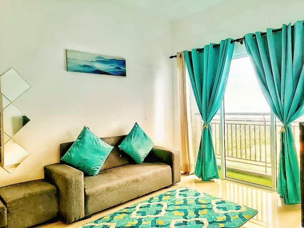 Enjoy the sunset @ Bright mesahill condo photo 4