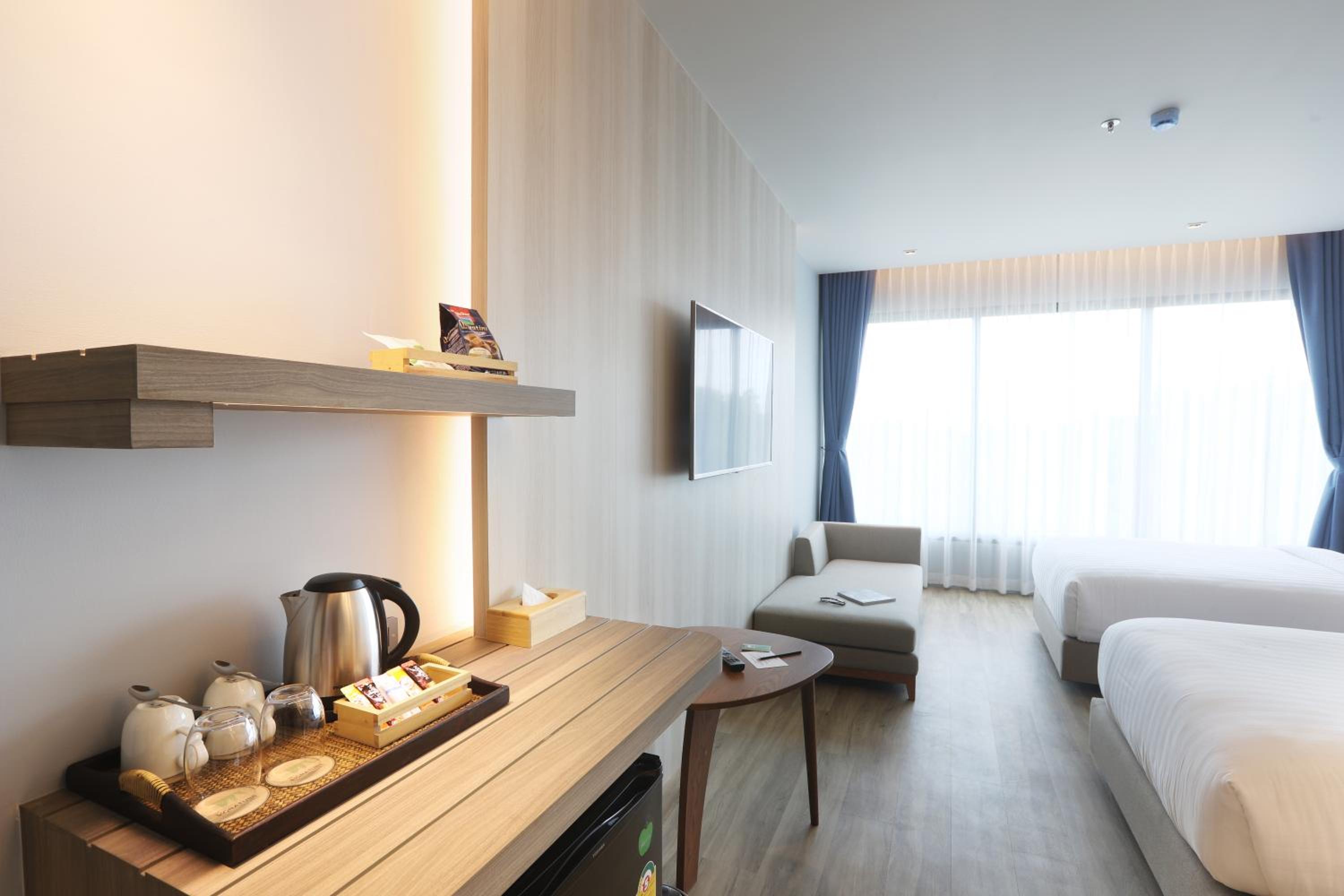 The Signature Hotel Airport 47