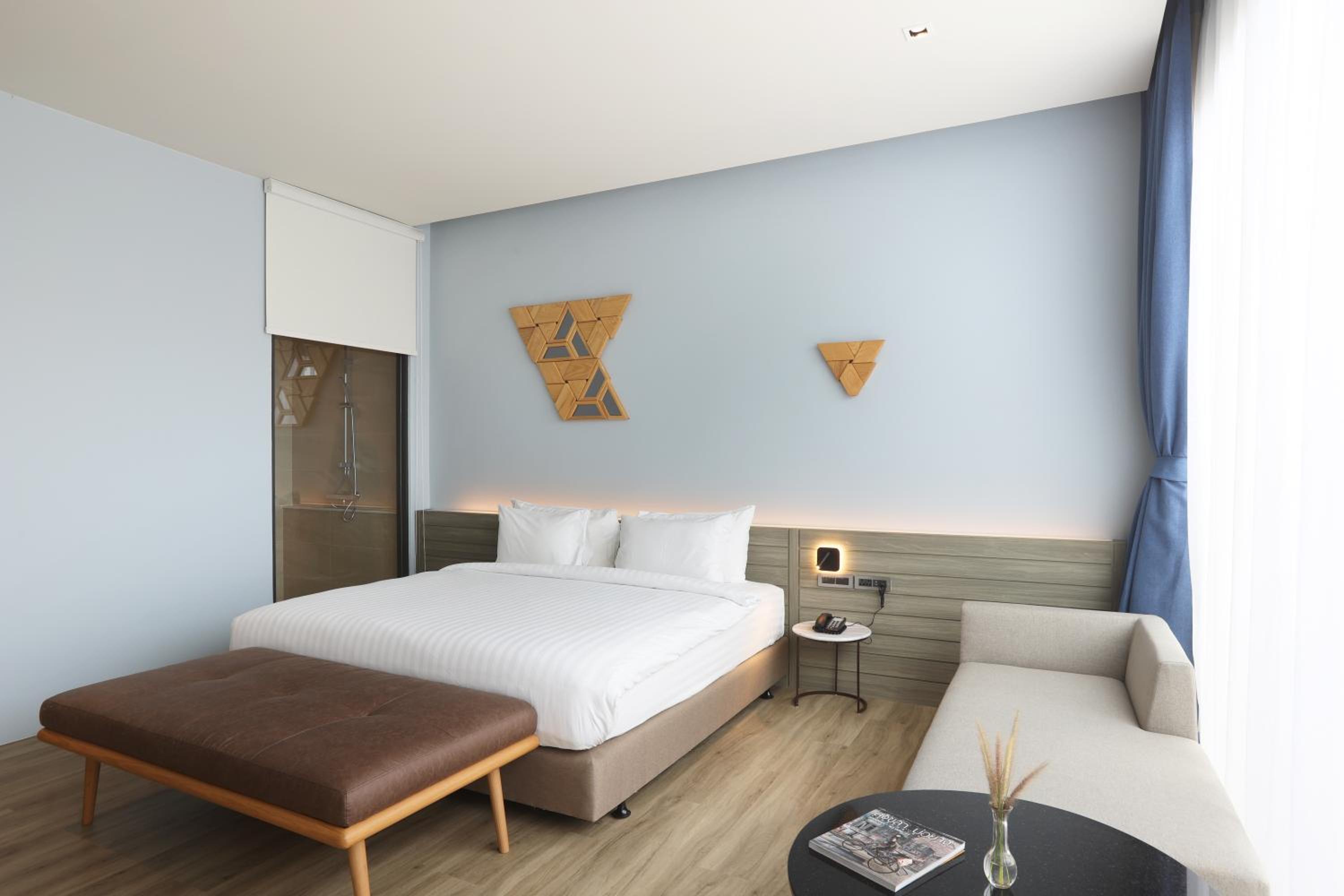 The Signature Hotel Airport 168