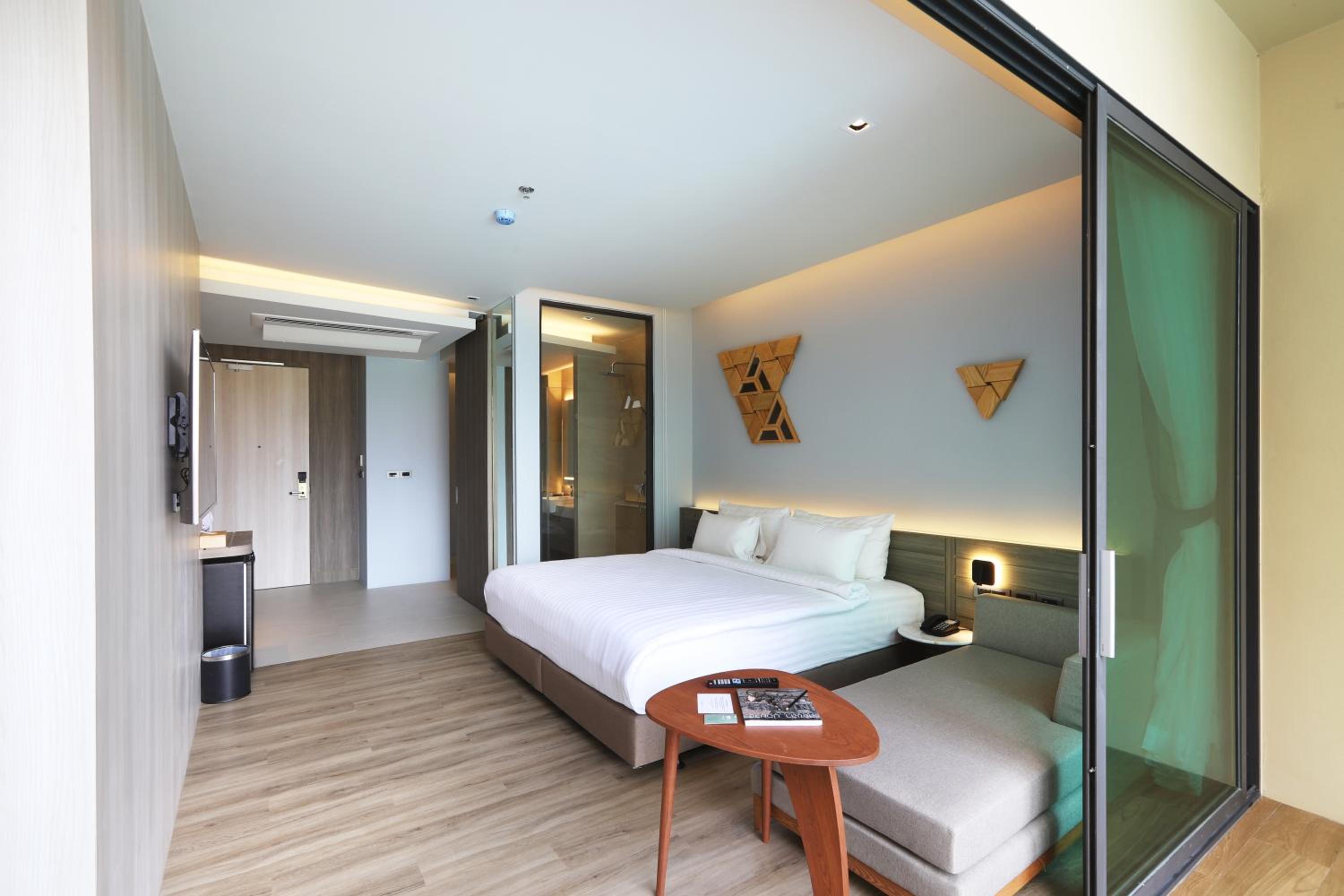 The Signature Hotel Airport 146
