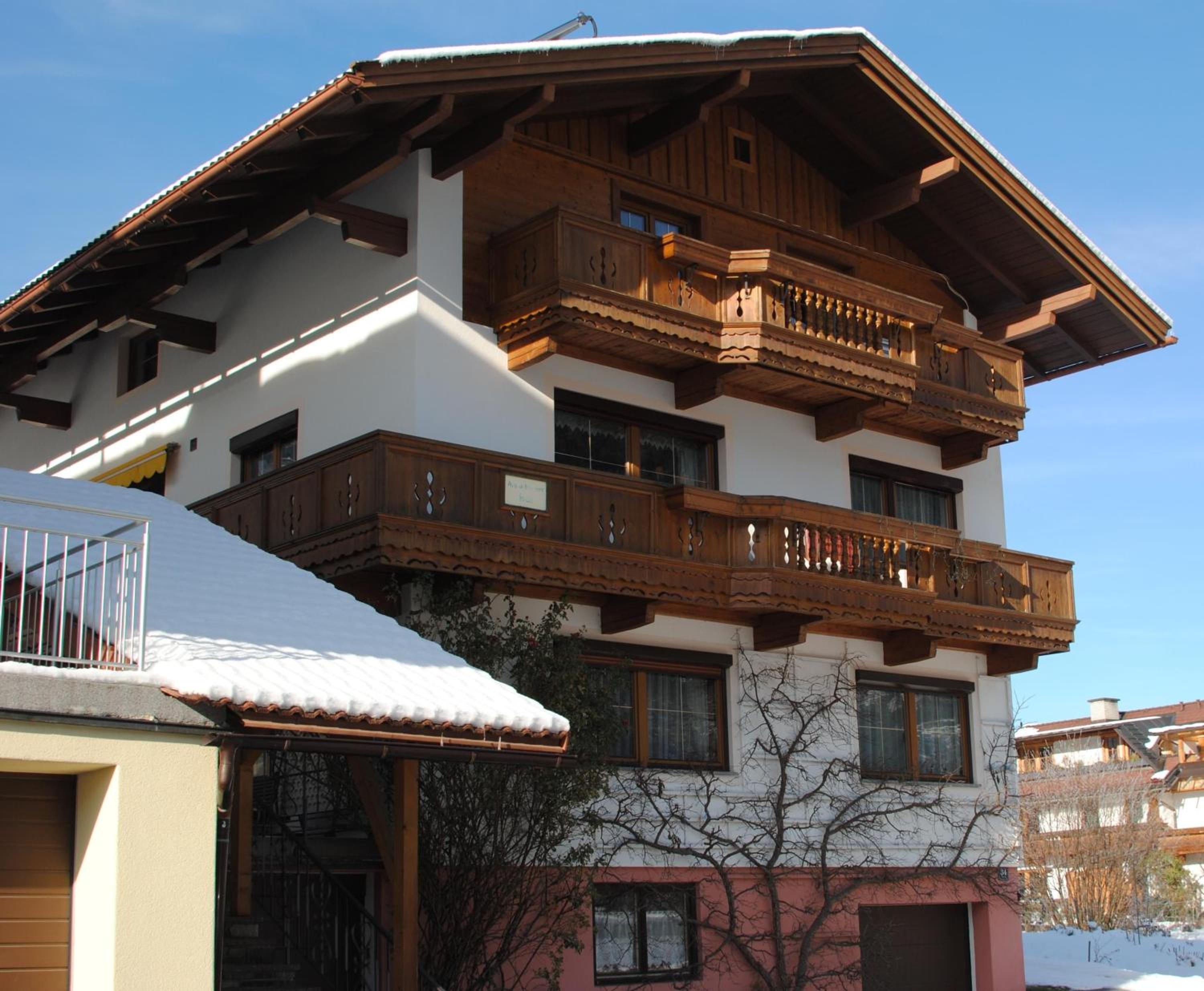 Haus Holaus Helga
