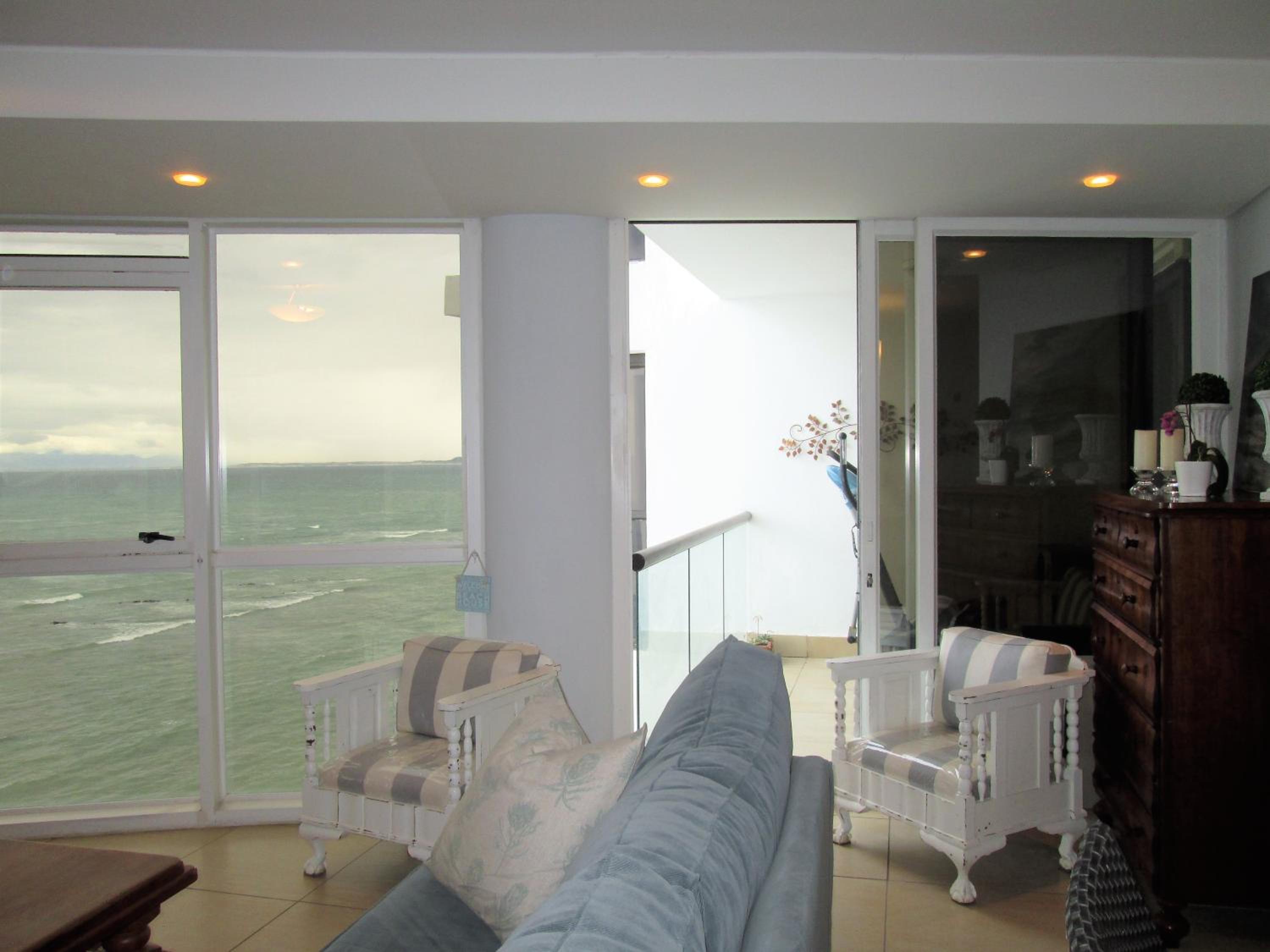 Eugenie's Place, Ocean View Apartments