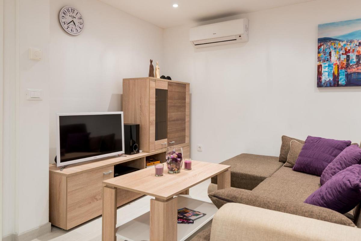 Apartment Domino