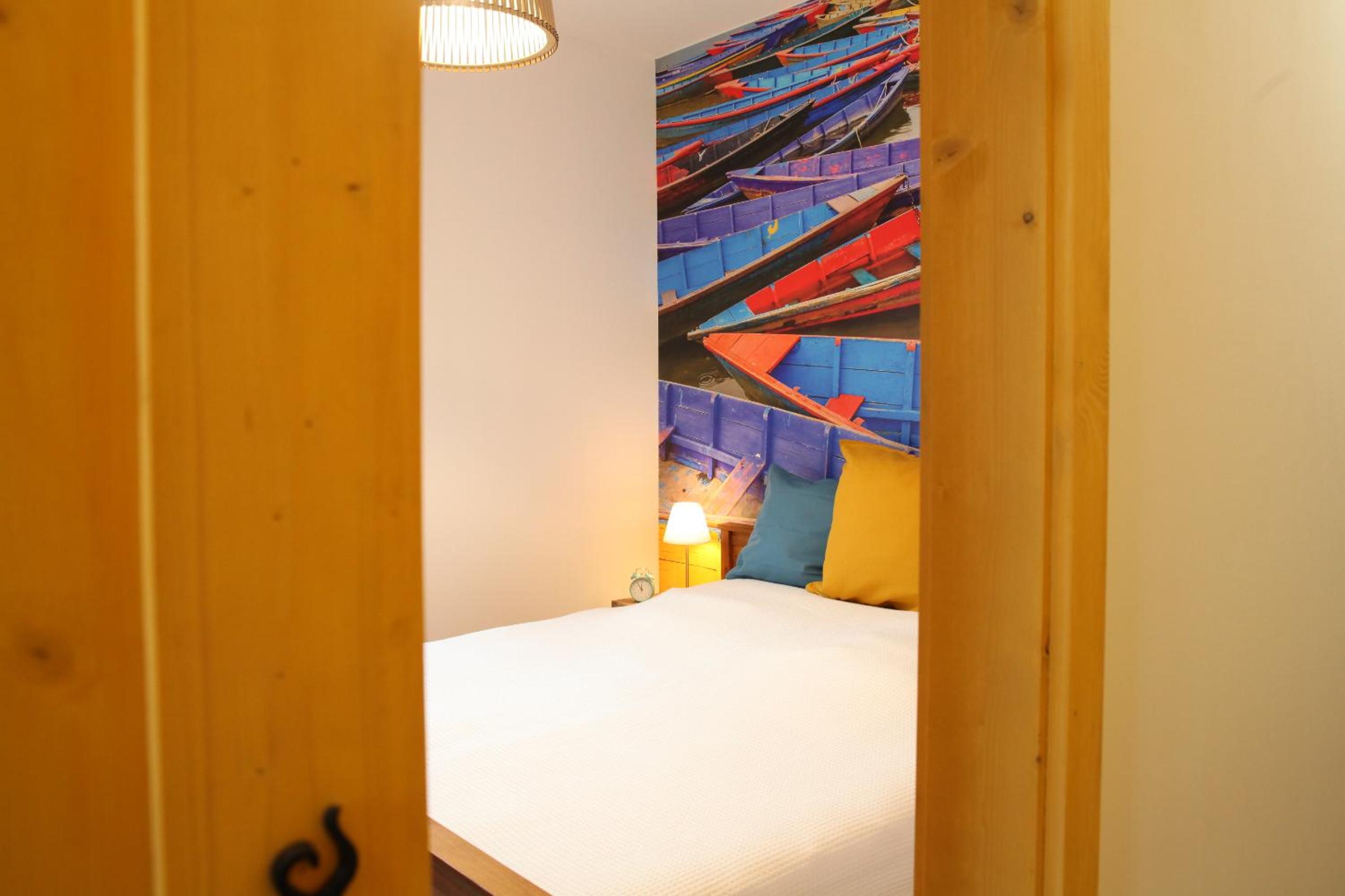 Photo 42