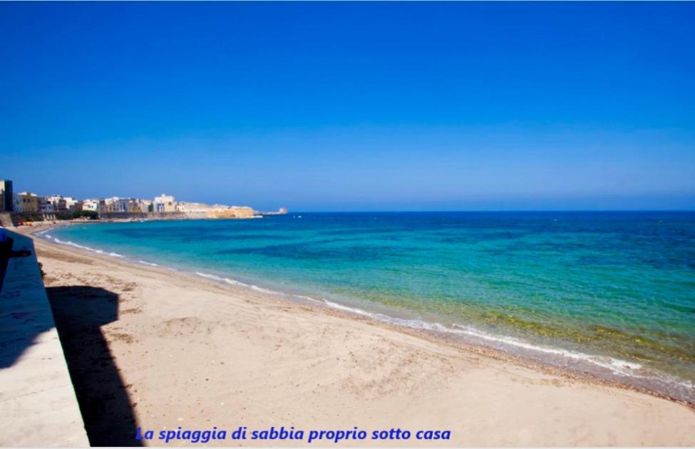 Be Mediterraneo, in centro sul mare - in the center Beach Front - 80 mq view 2