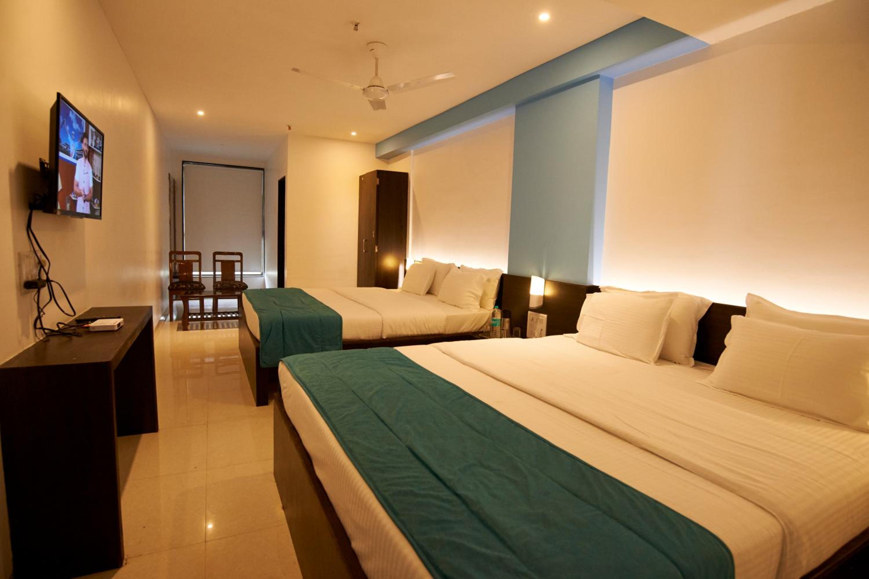 HOTEL CITY POINT