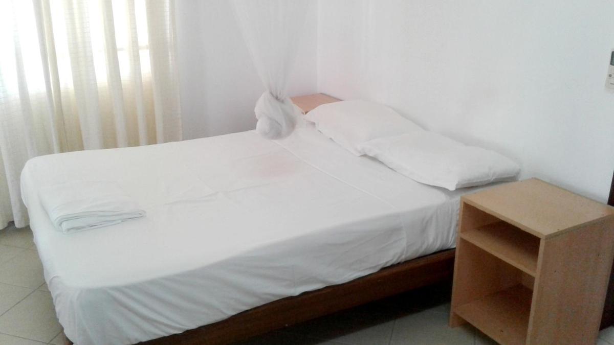 2 bedrooms house with sea view terrace and wifi at Trou aux Biches view 4