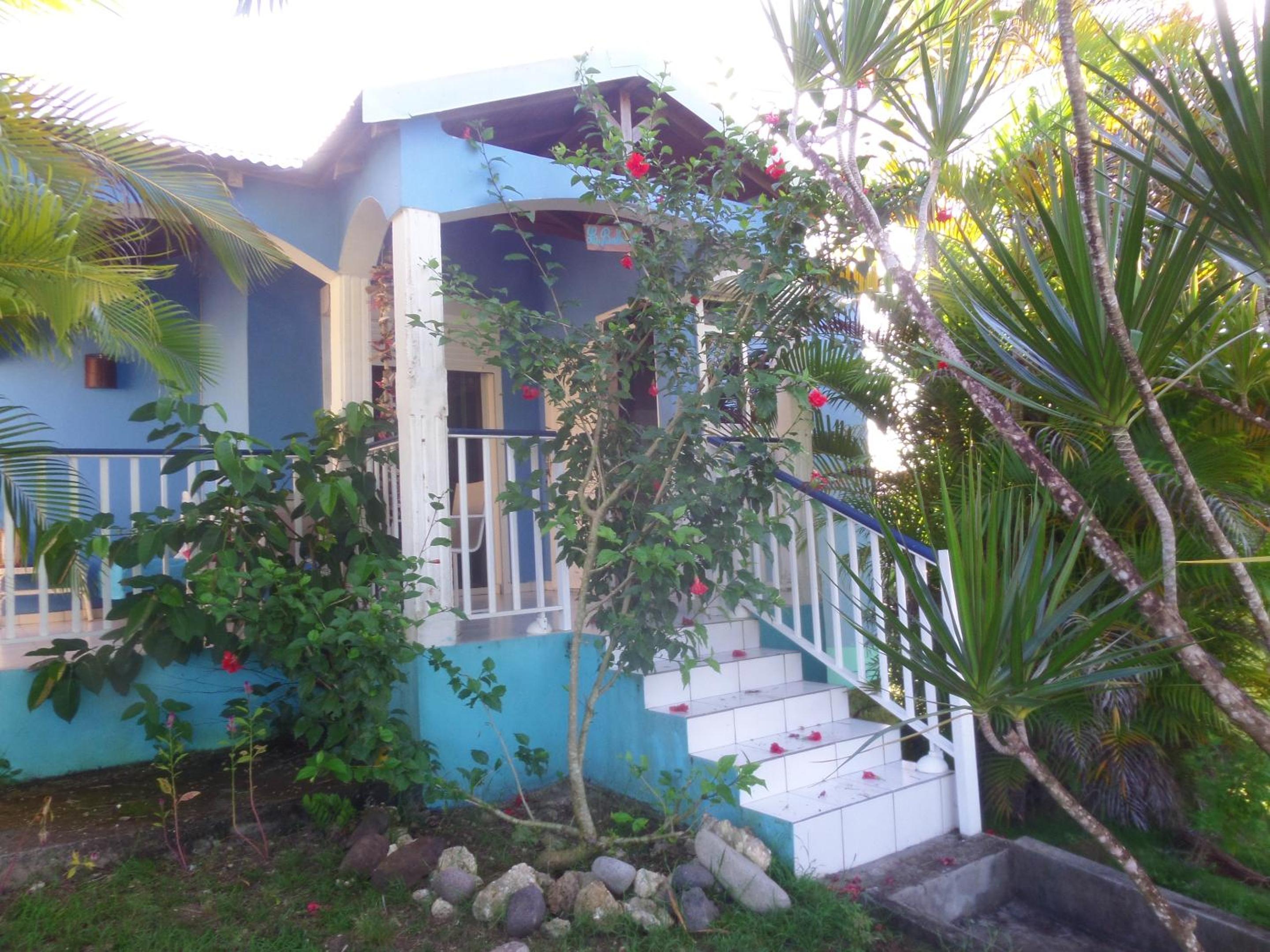 Studio cosy a Petit Canal 36 m² piscine partagee view 5
