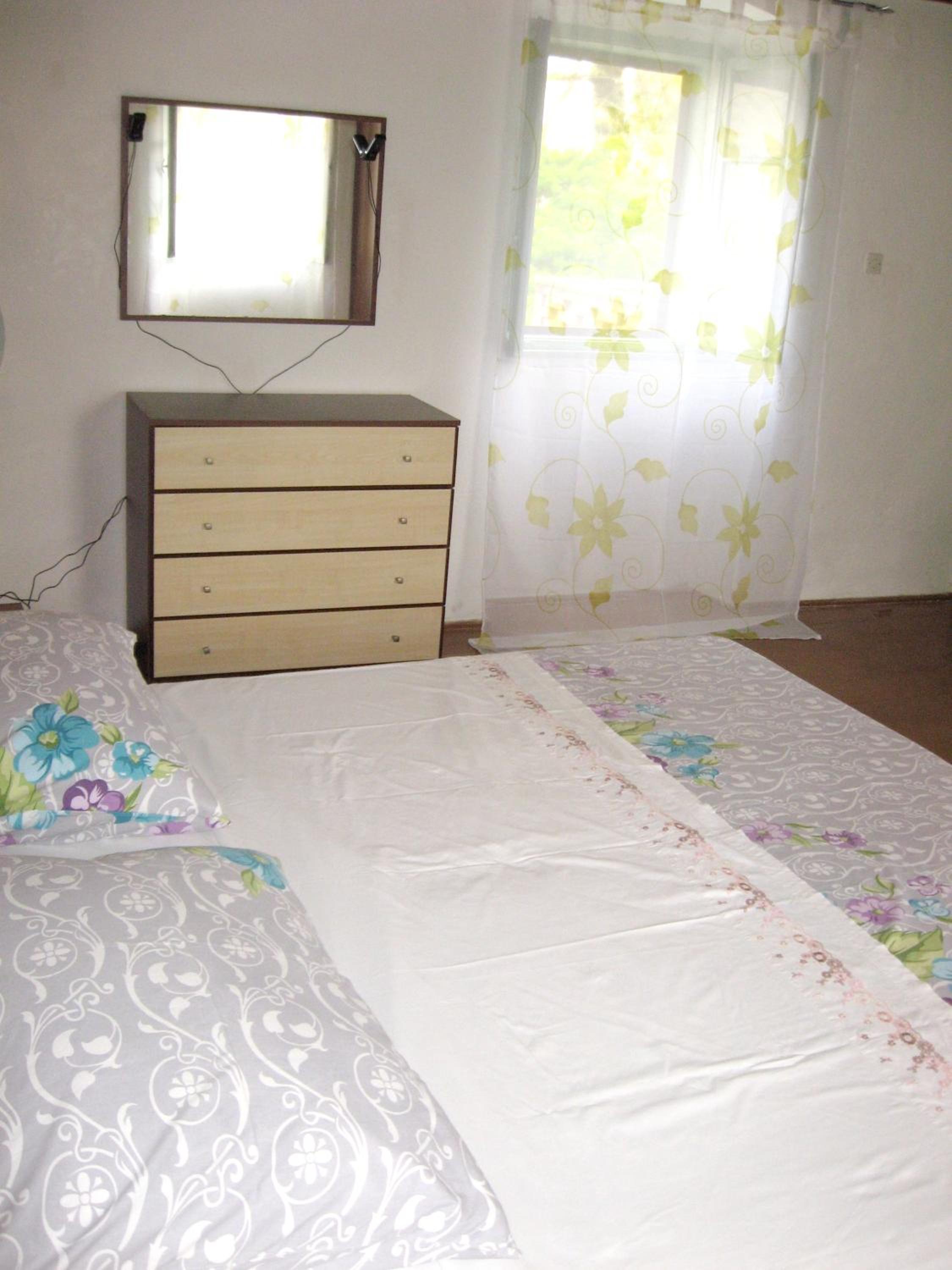 Charming House in Sveti Jakov, Mountain View