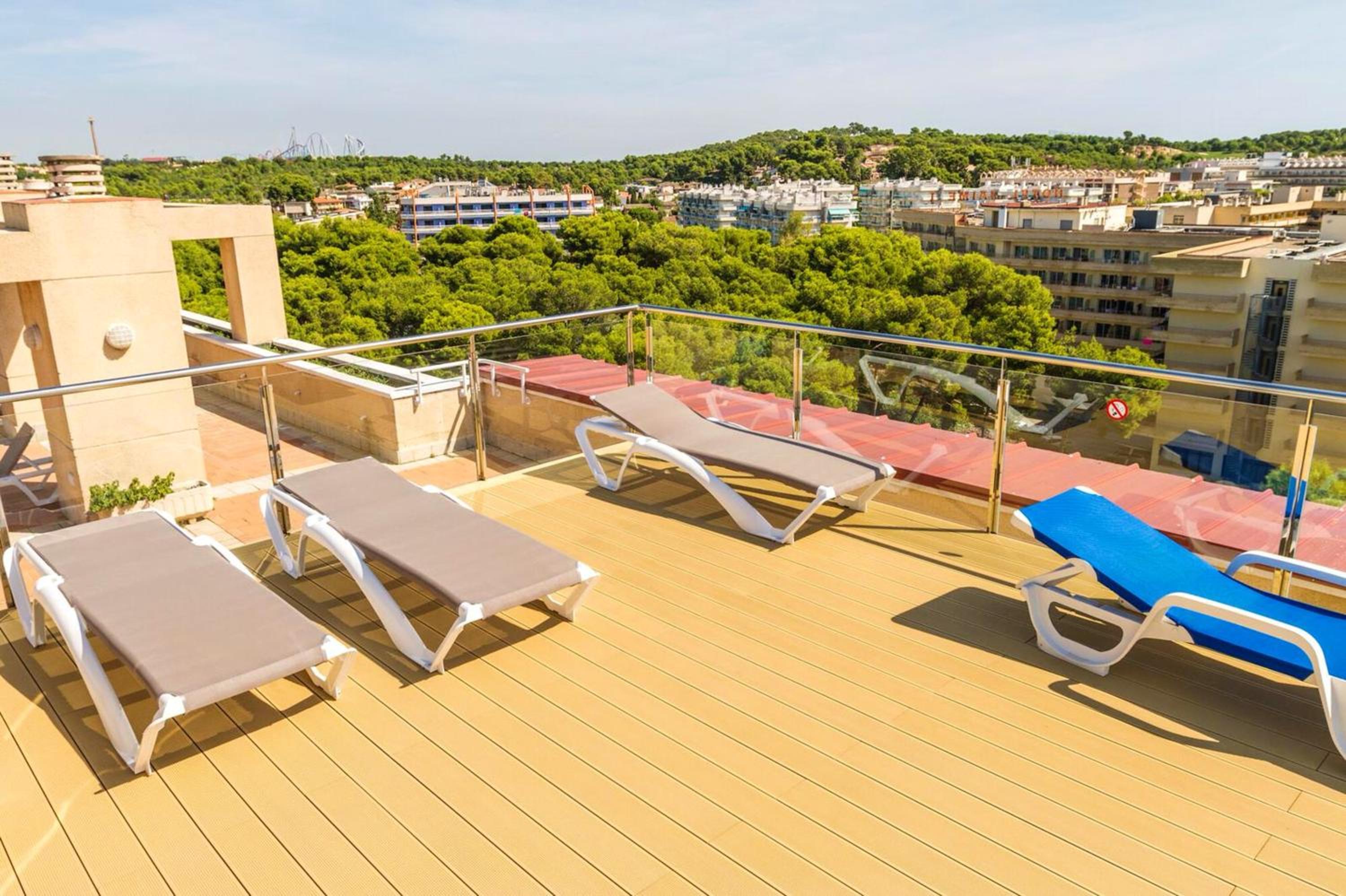 Modern Apartment in Salou - 50 m² + Pool