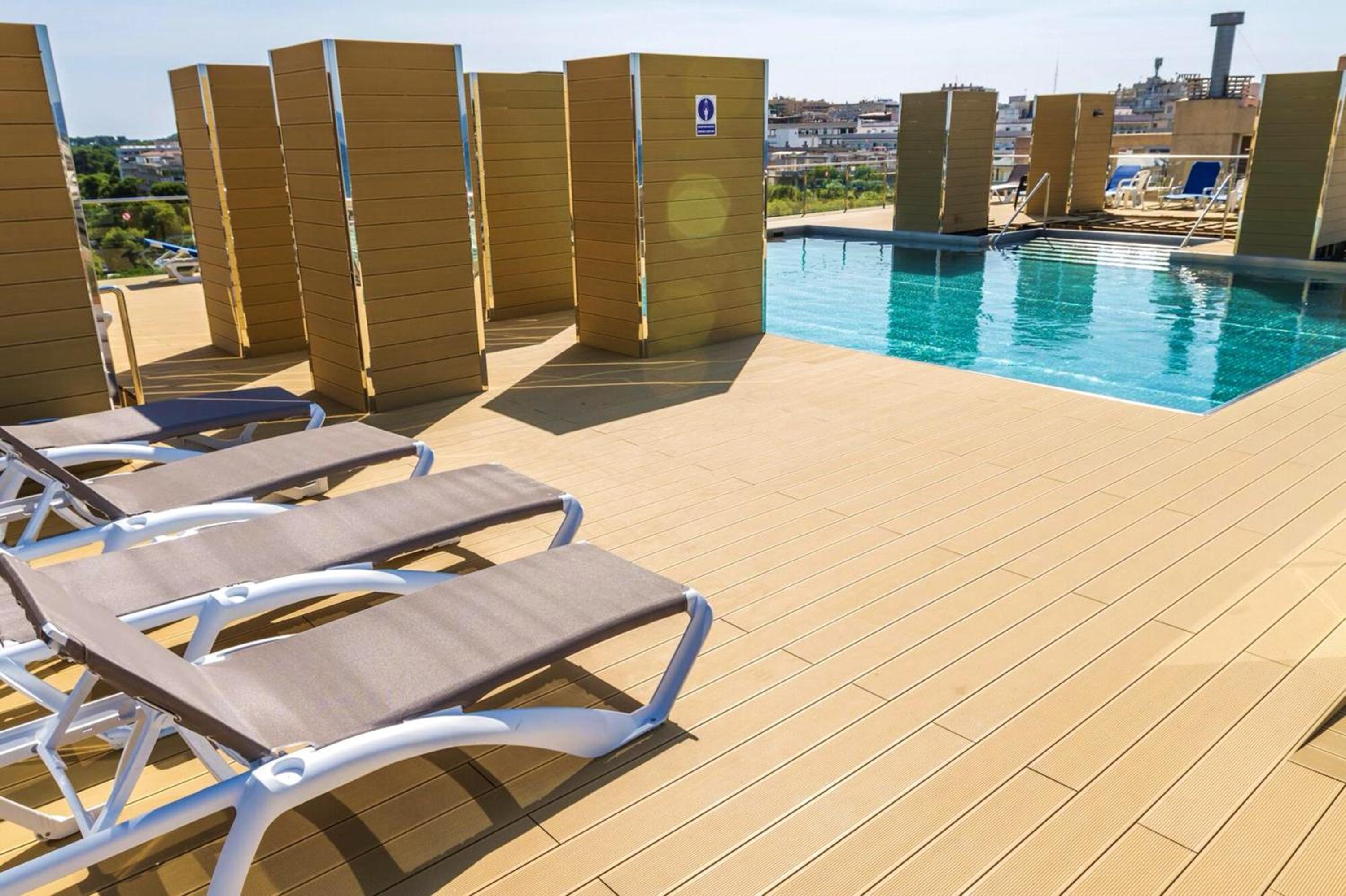Modern Apartment in Salou - 50 m² + Pool