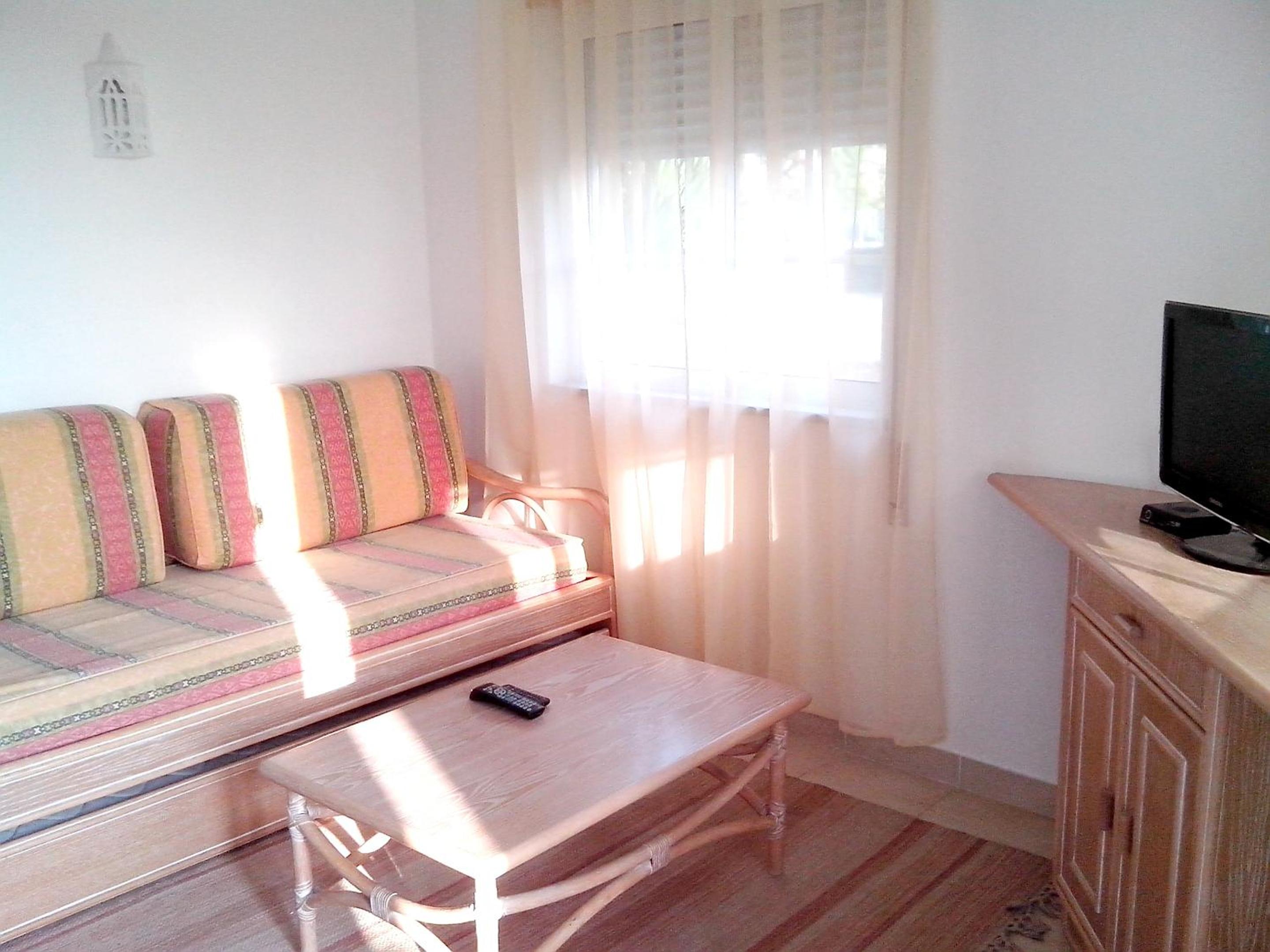 Charming Apartment in Albufeira, 60 m², Mountain View view 3