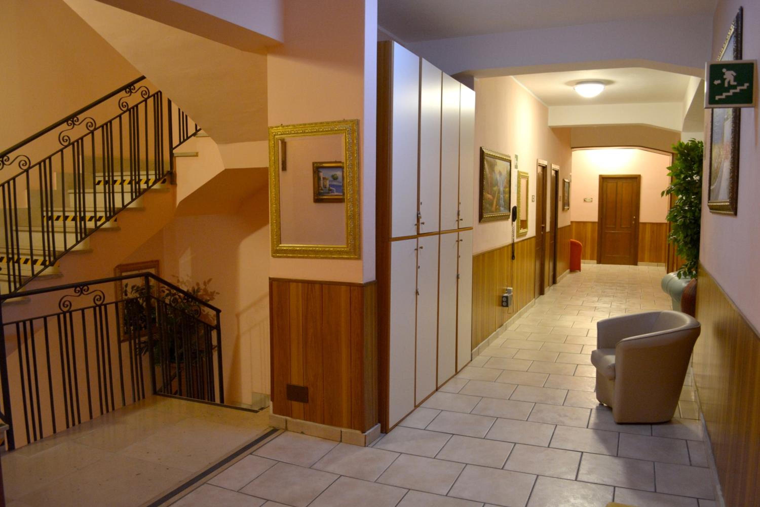 Comfortable apartment in Reggio Calabria - 34 m² with parking photo 1