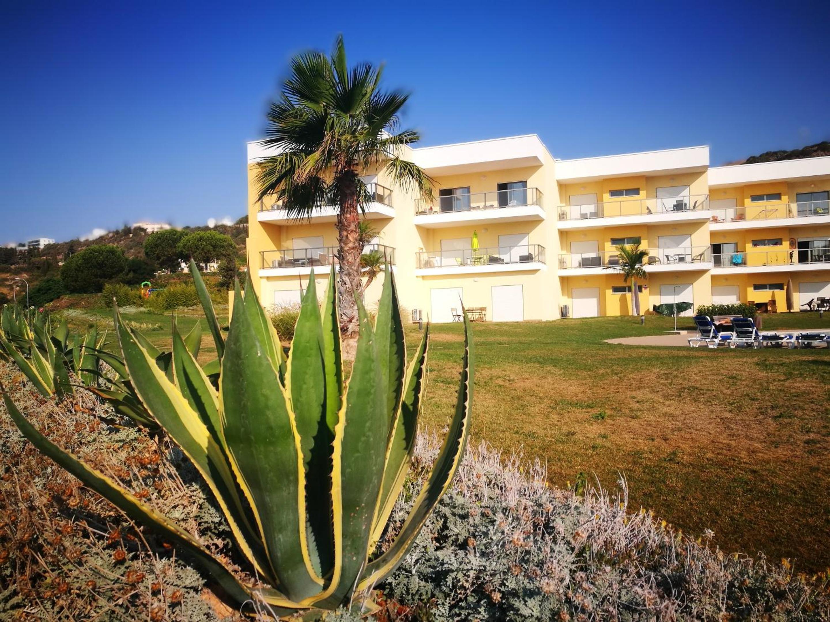 Spacious apartment in Albufeira with pool and terrace view 5