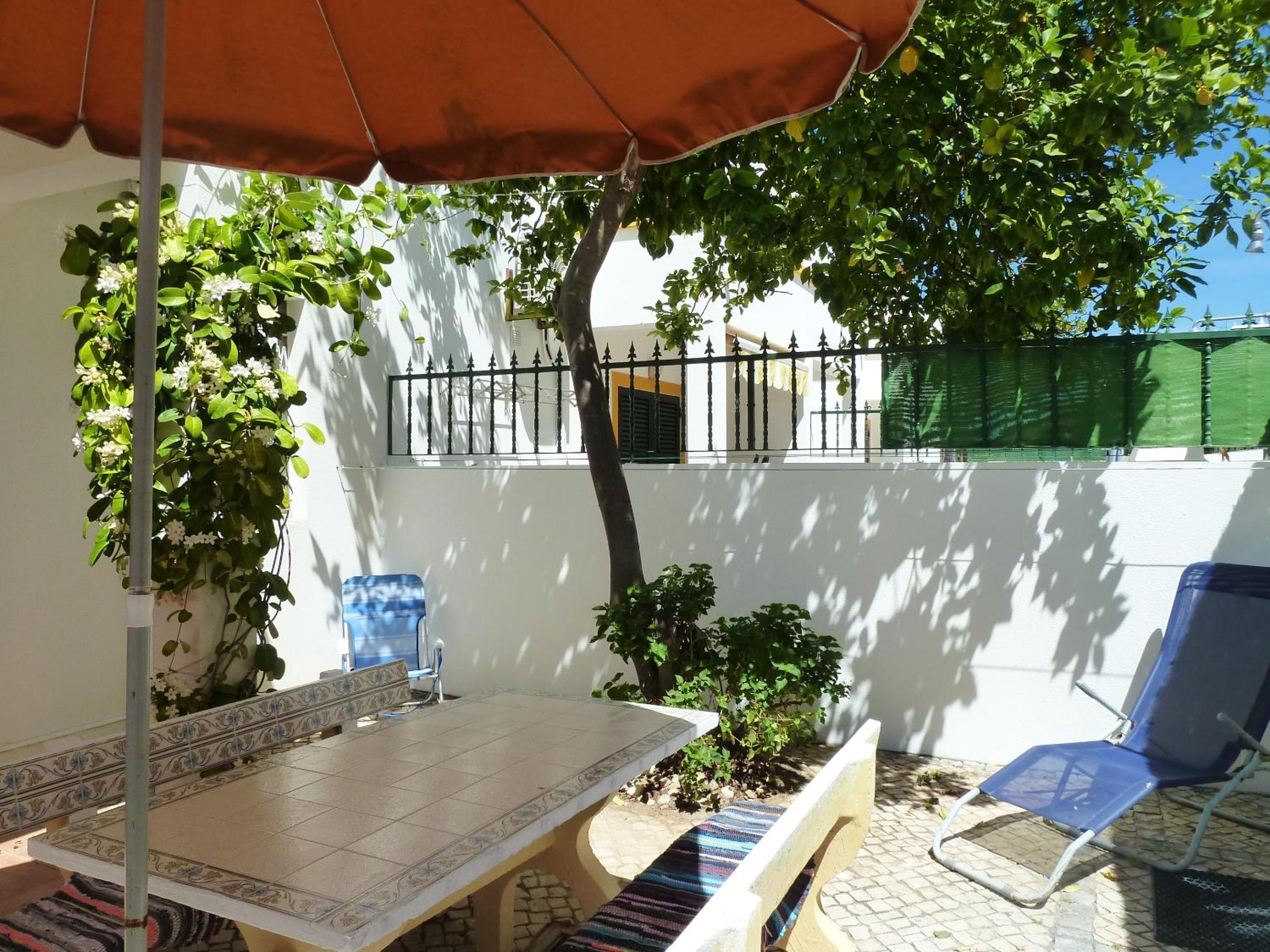 Charming house in Vila Nova de Cacela with garden view 2