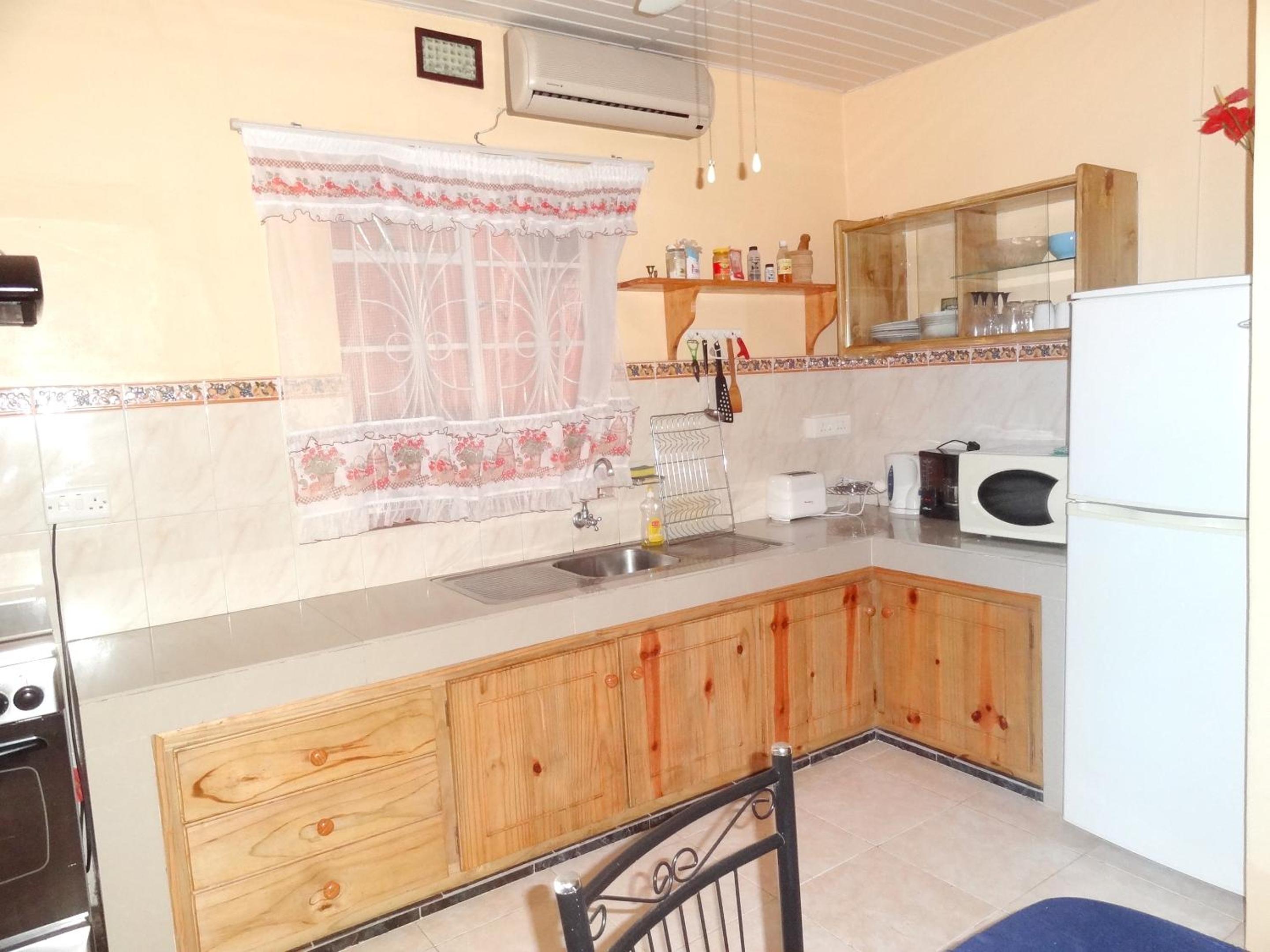Modern Apartment in Flic en Flac + Pool view 3