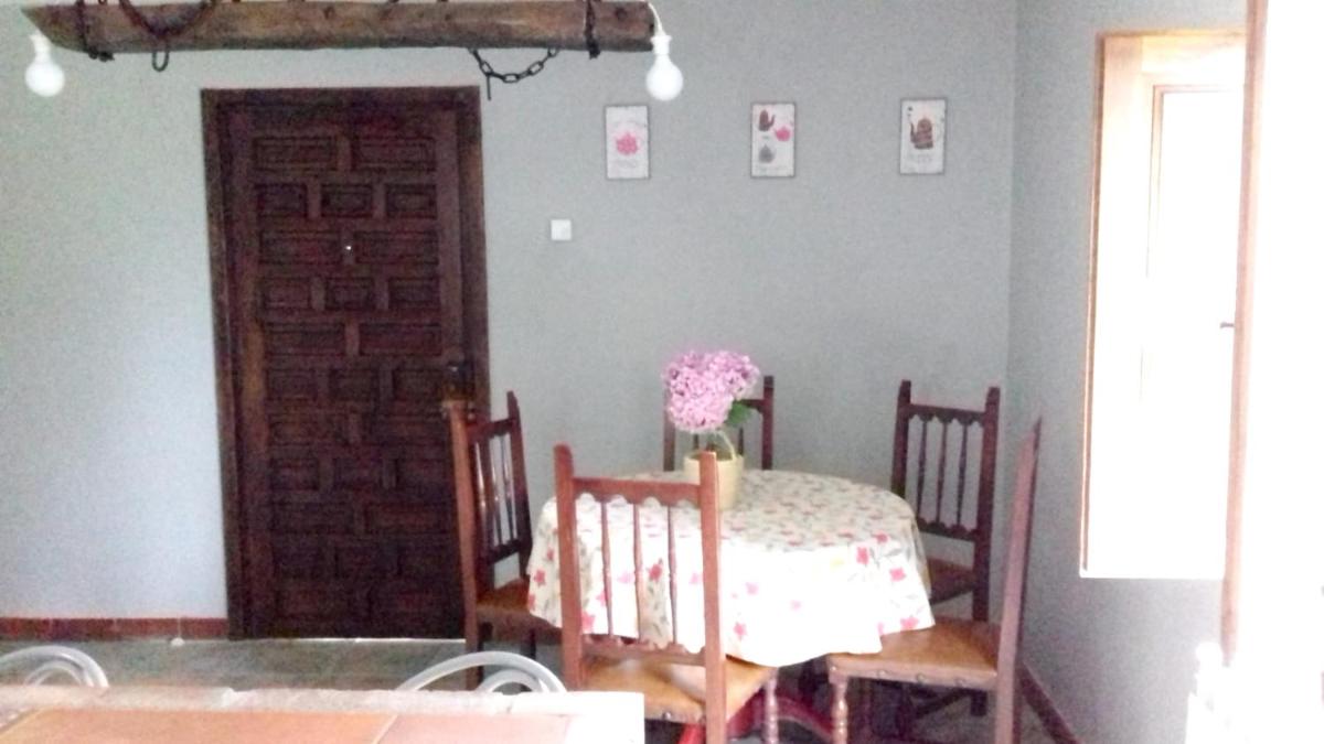 3 bedrooms house with garden at Isongo photo 2