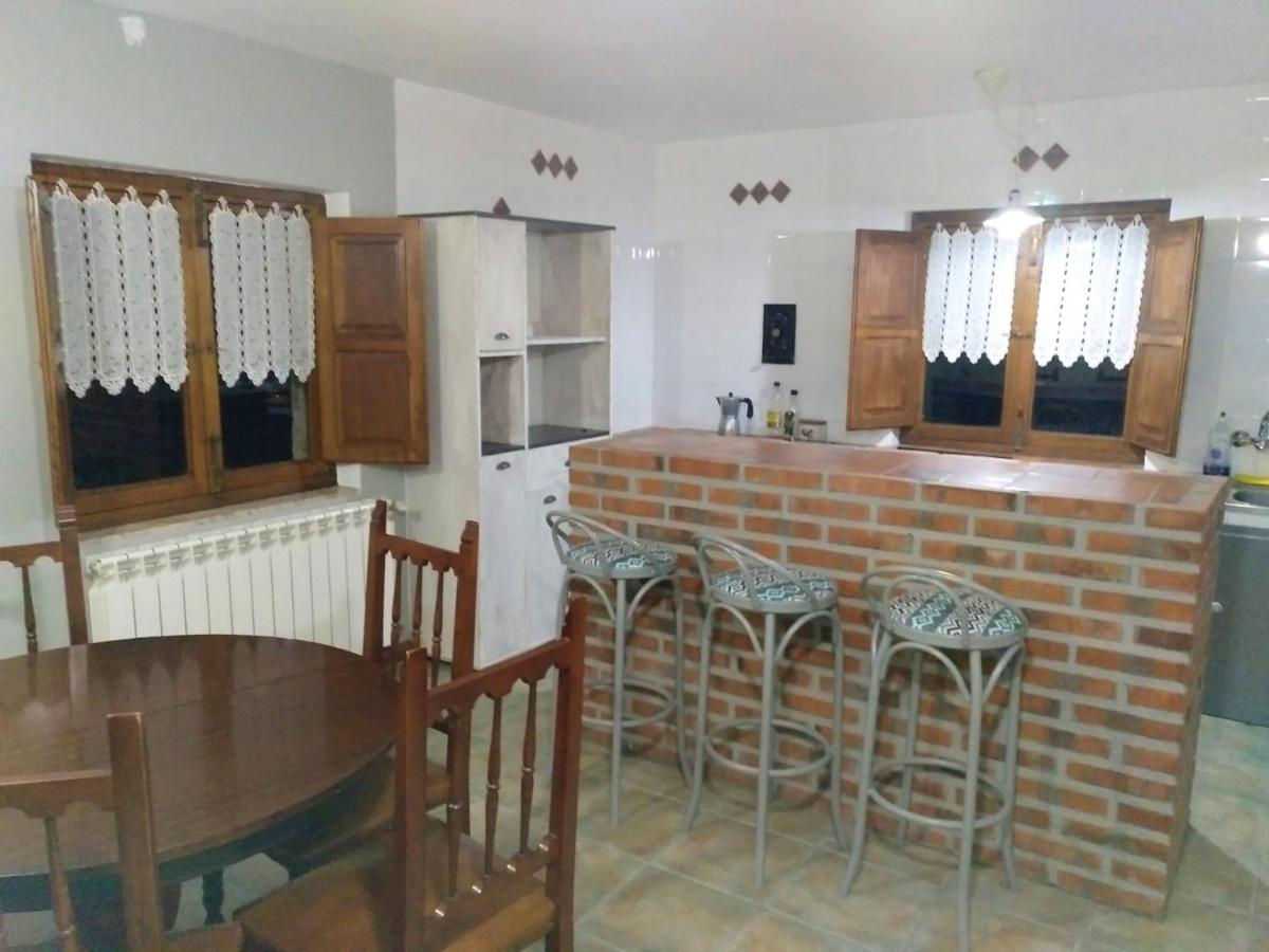 3 bedrooms house with garden at Isongo photo 4