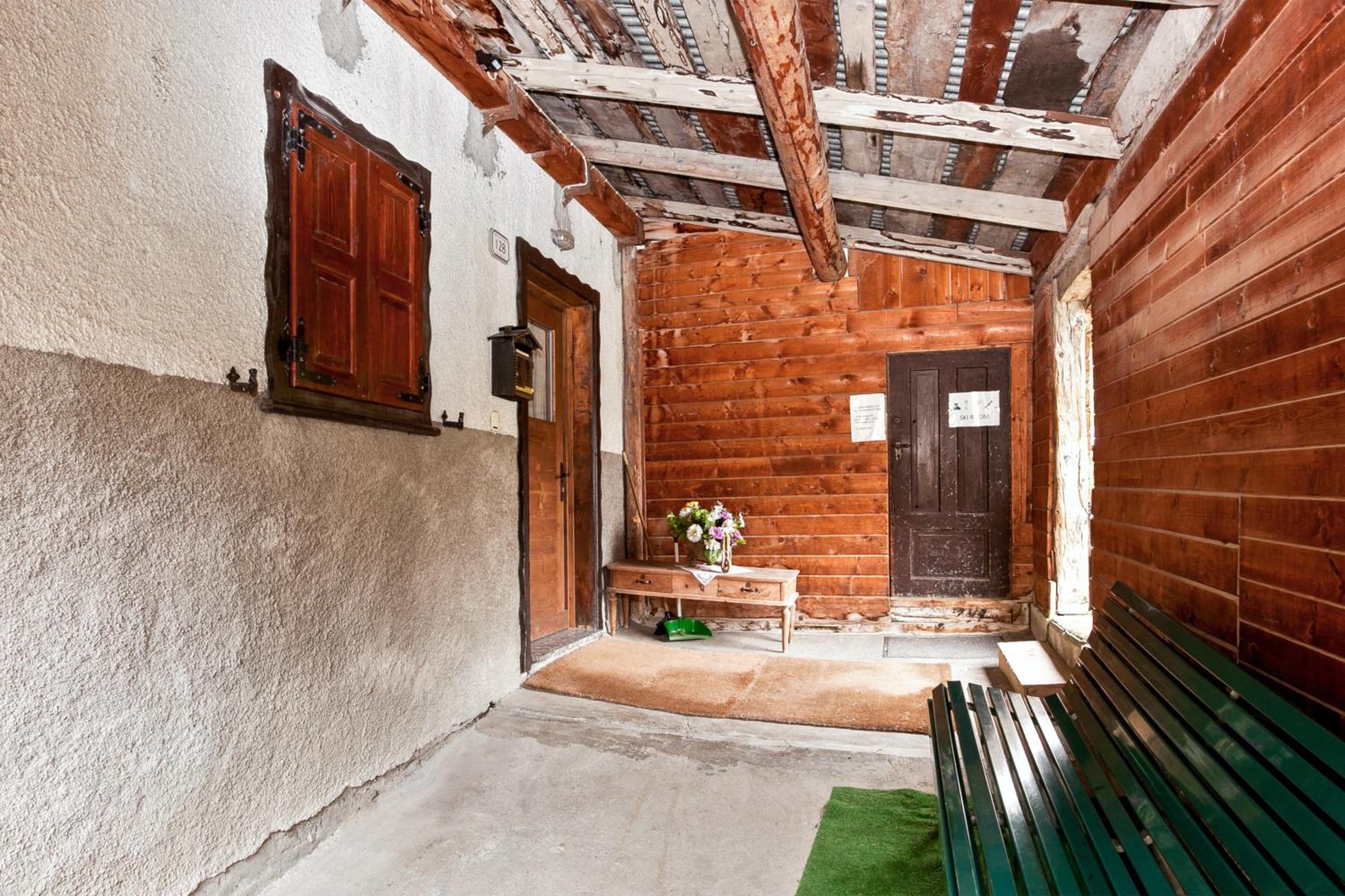 Comfortable Apartment in Livigno with Balcony