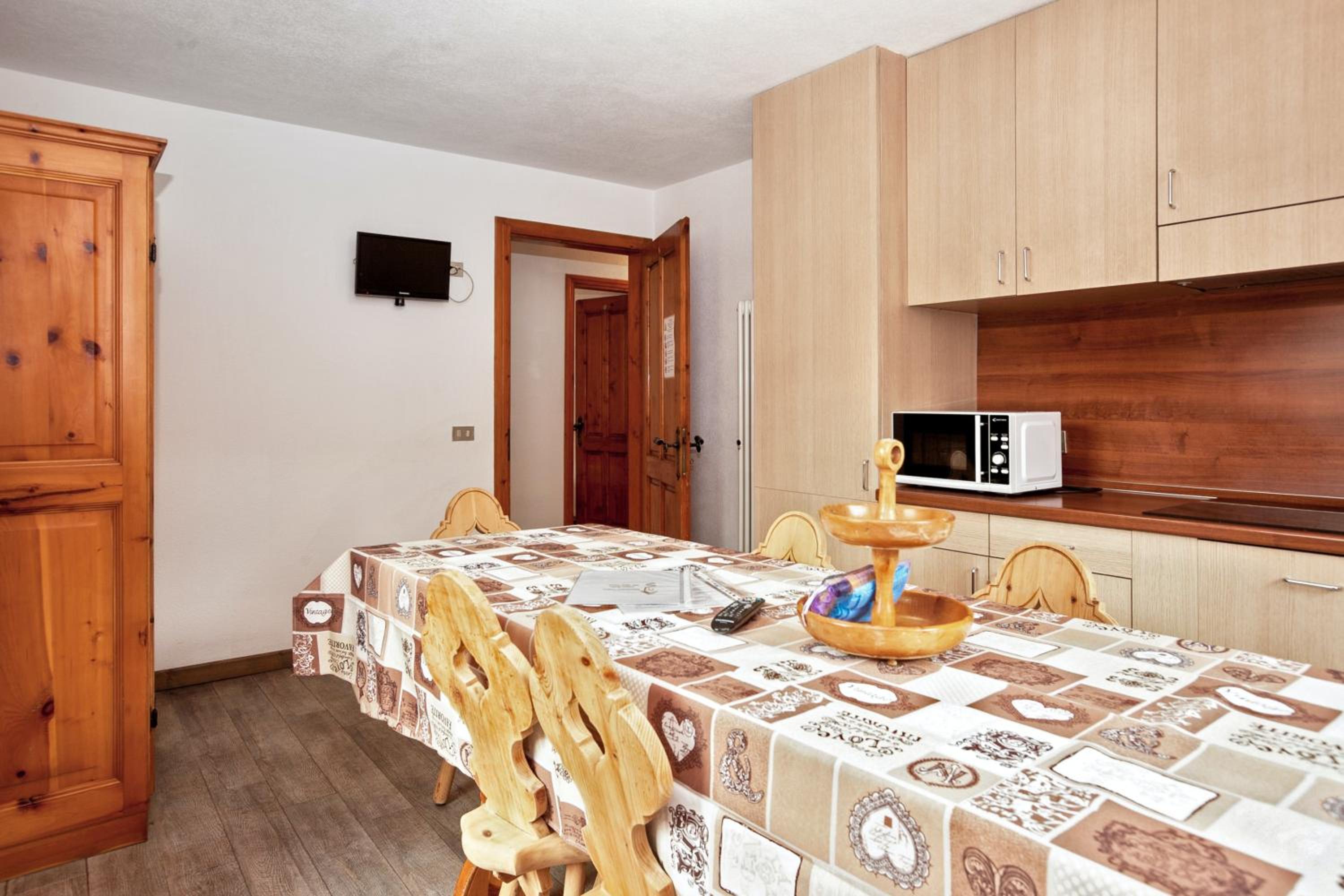 Comfortable Apartment in Livigno with Balcony