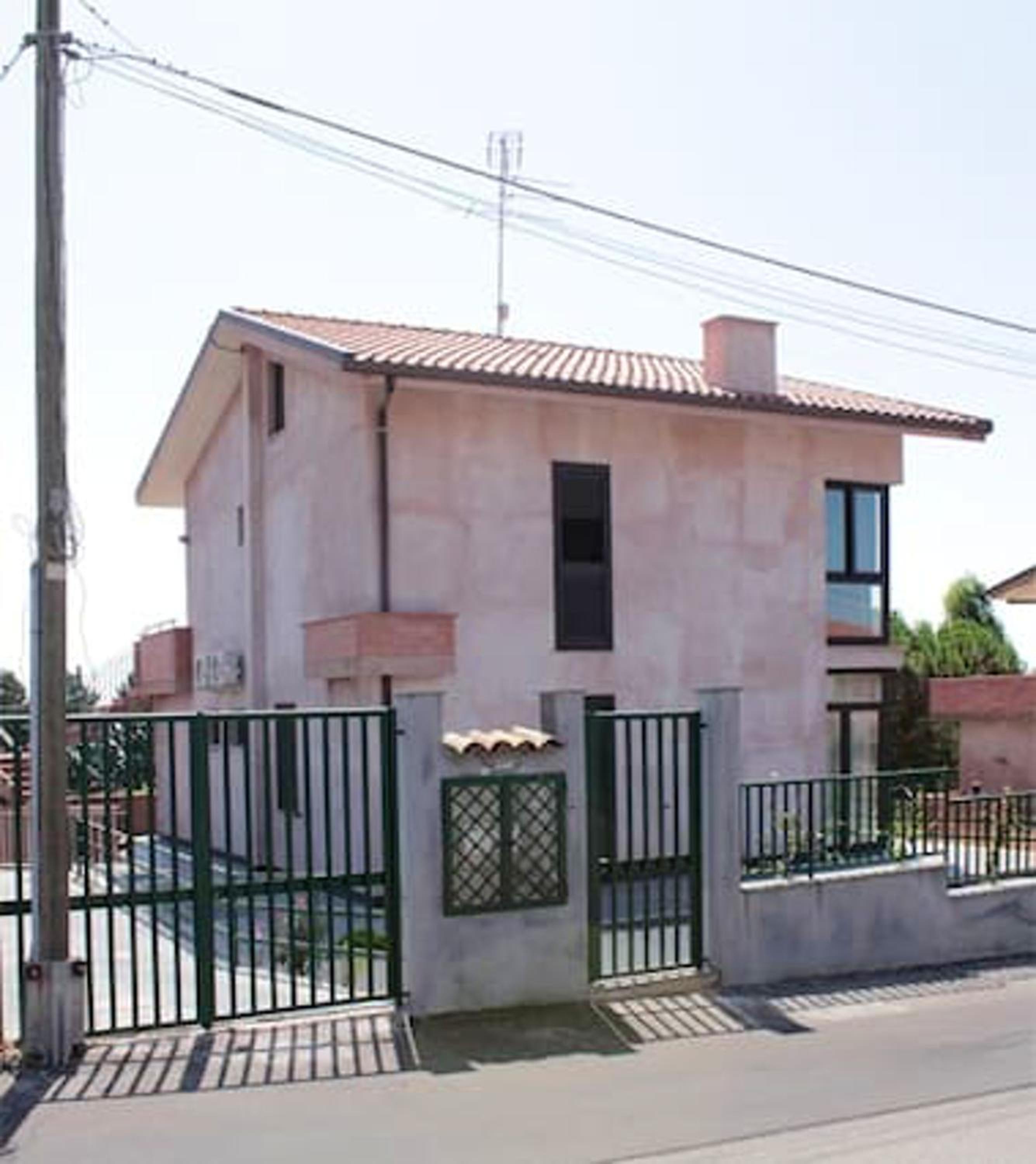Welcoming apartment in Nicolosi with included parking
