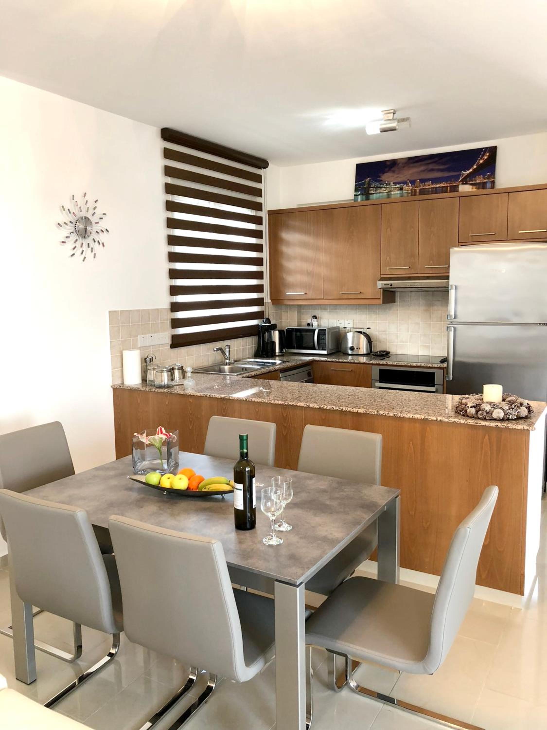 Elegant Villa in Peyia with Sea View and Private Pool