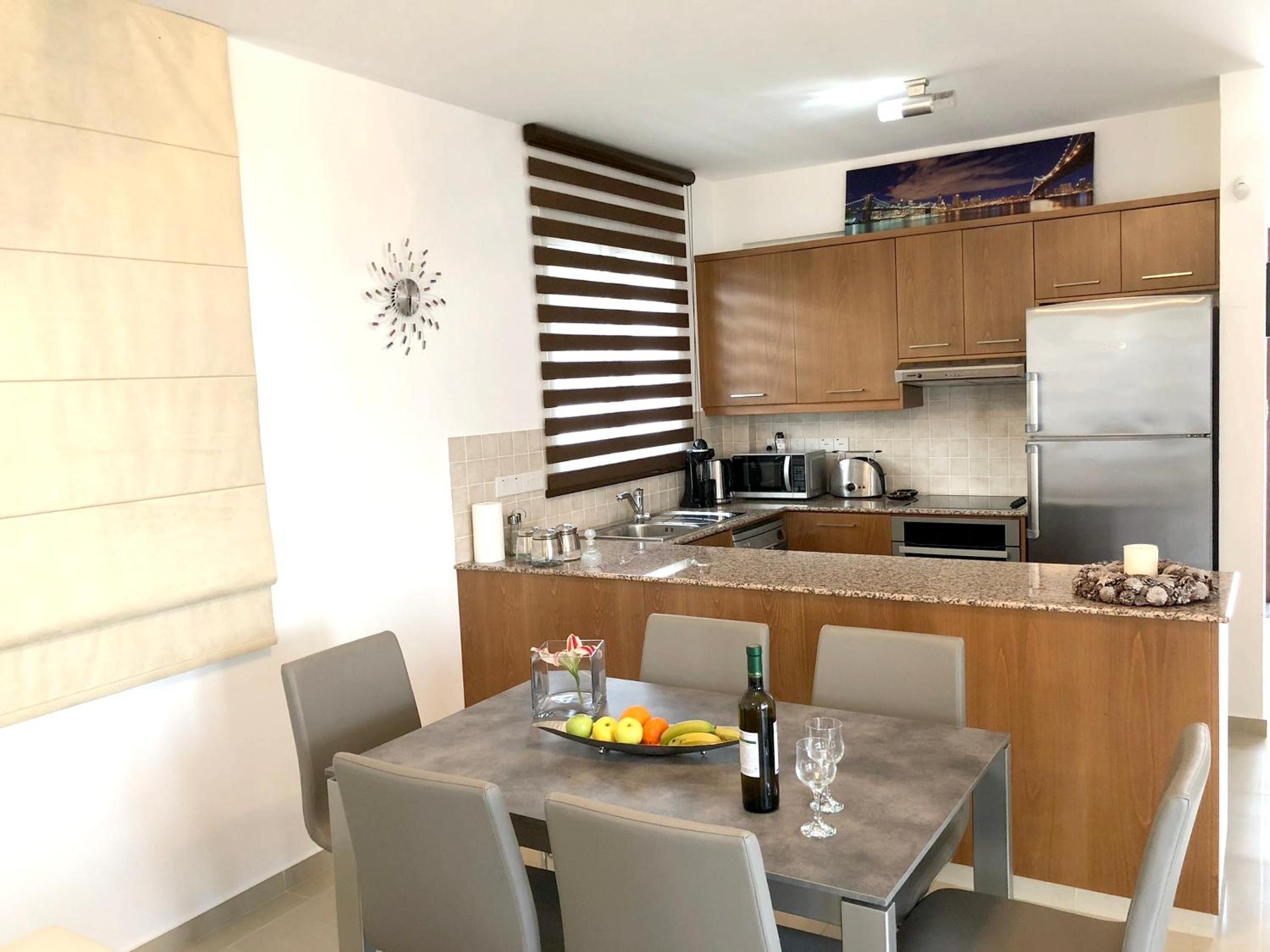 Elegant Villa in Peyia with Sea View and Private Pool