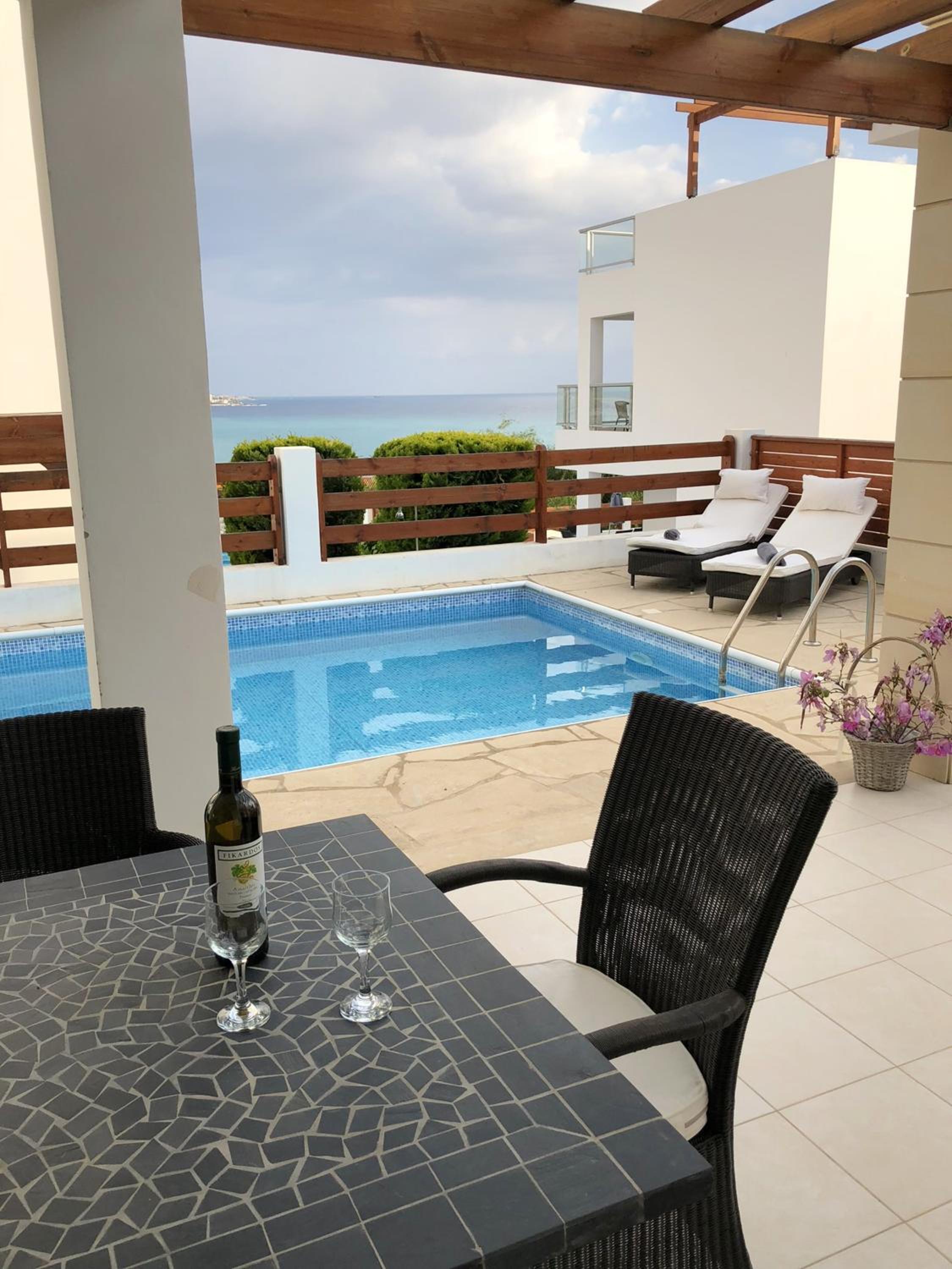 Elegant Villa in Peyia with Sea View and Private Pool