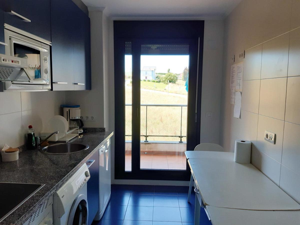 2 bedrooms appartement with terrace at Puerto de Vega 3 km away from the beach