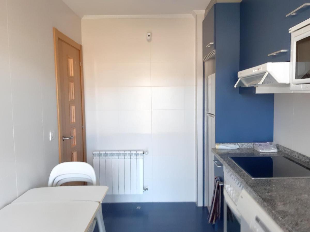 2 bedrooms appartement with terrace at Puerto de Vega 3 km away from the beach