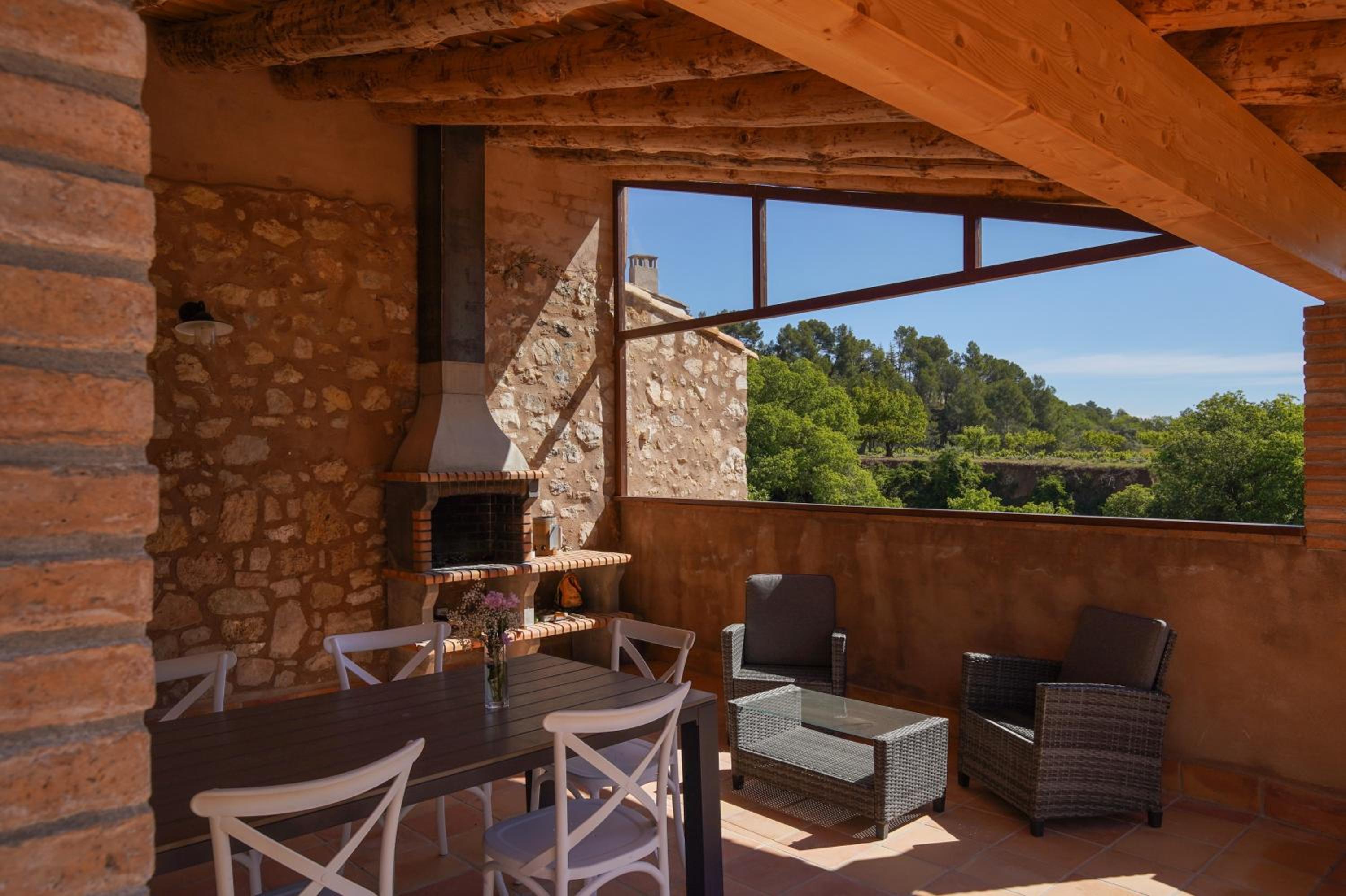 Cozy apartment in Orpí with pool