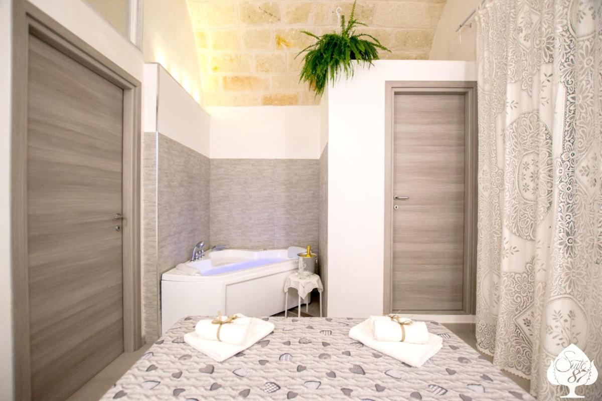One bedroom appartement with jacuzzi furnished balcony and wifi at Monopoli 3 km away from the beach view 2