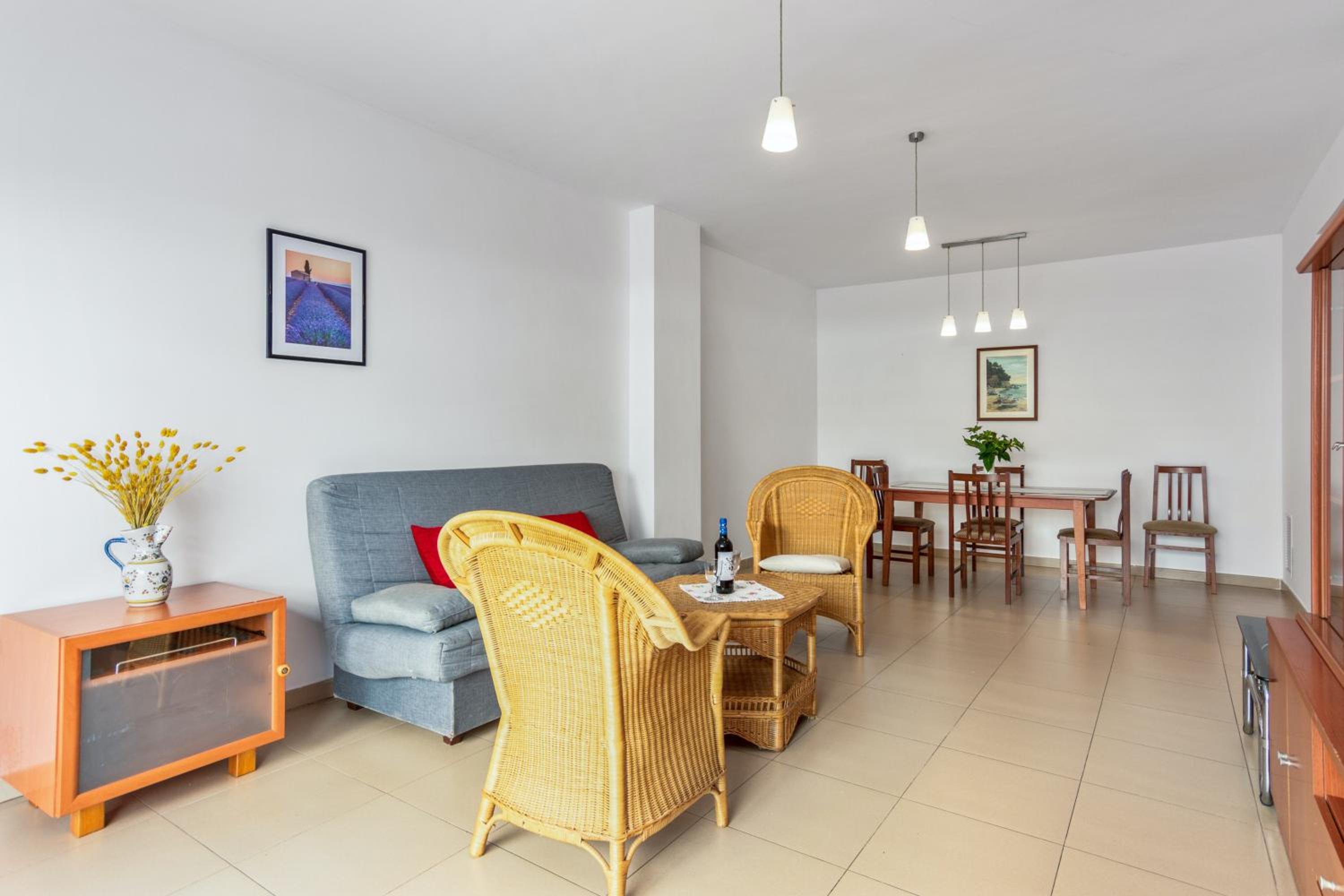 Elegant Apartment in Lloret de Mar, 85 m² with Pool photo 4