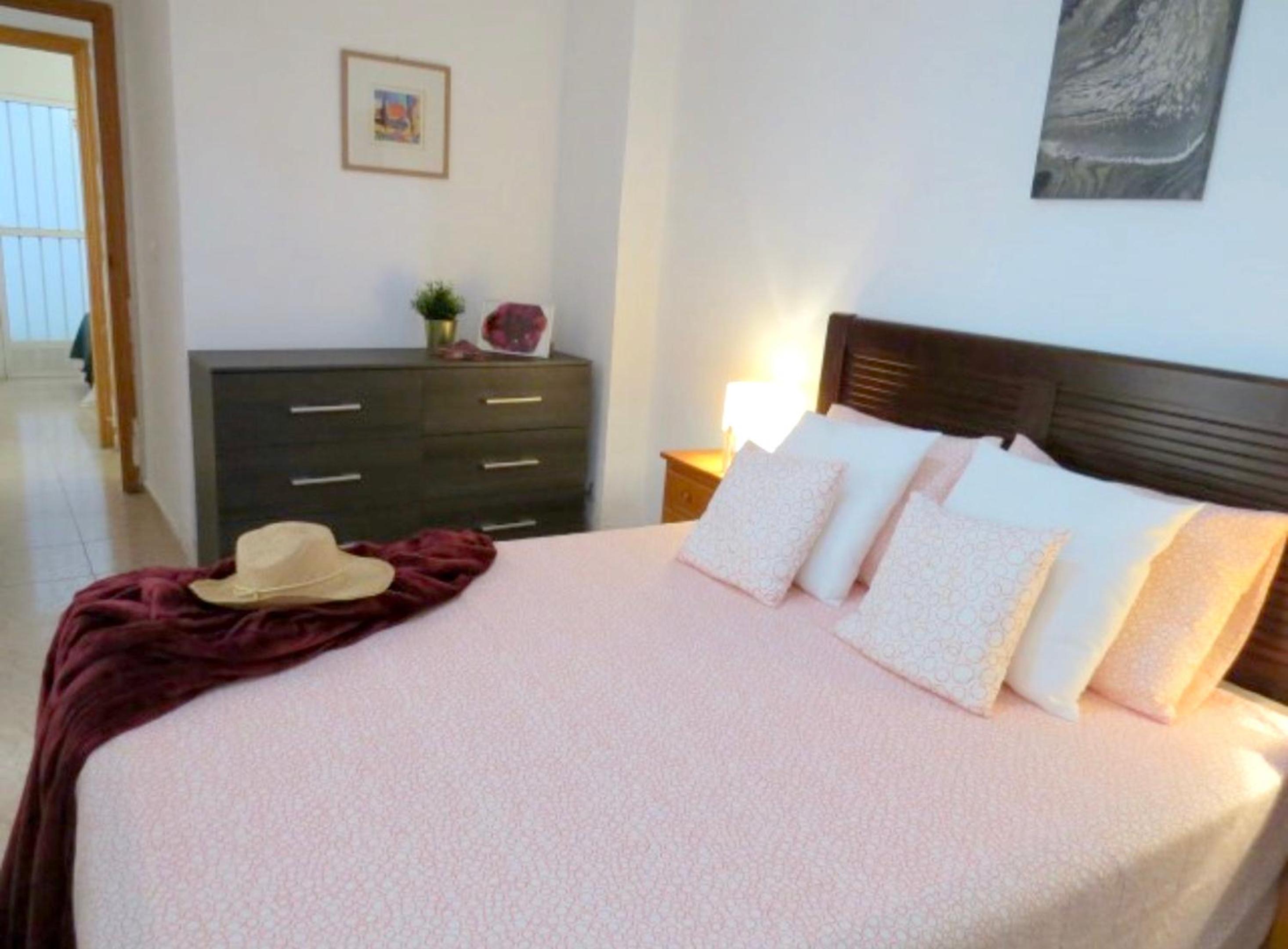 Elegant apartment in Torrevieja with shared pool