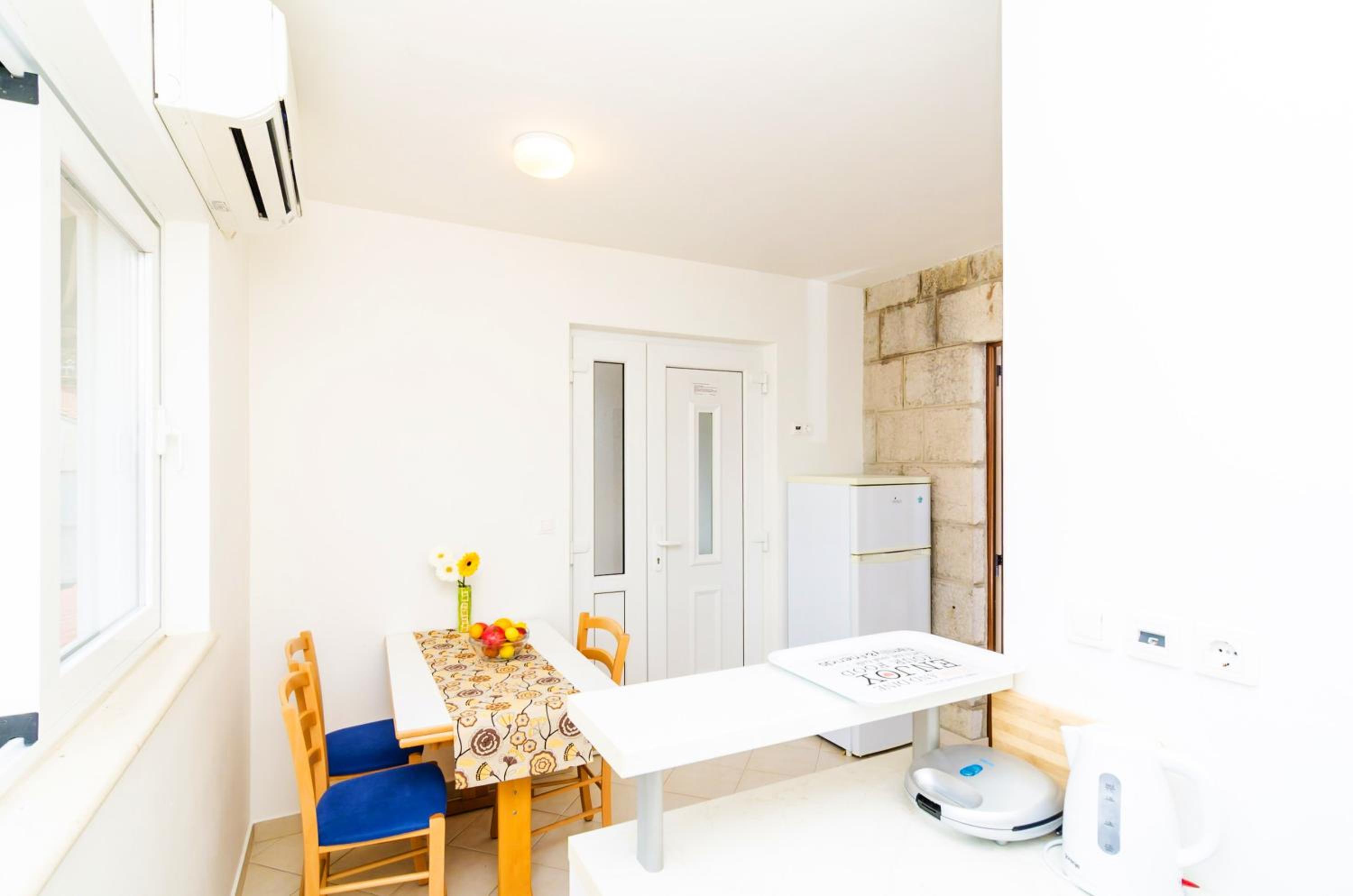 Cozy apartment in Dubrovnik 36 m² sea and garden view
