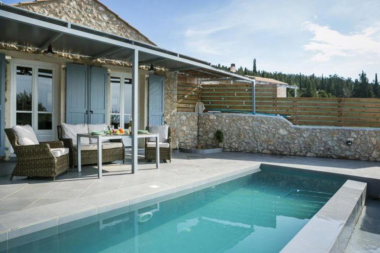 Aelia Cottage view 5
