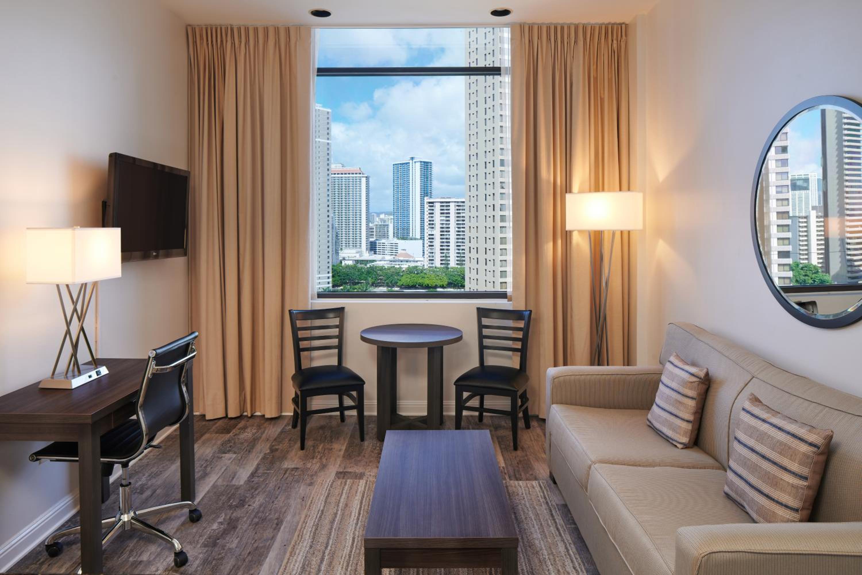 Aqua Palms Waikiki