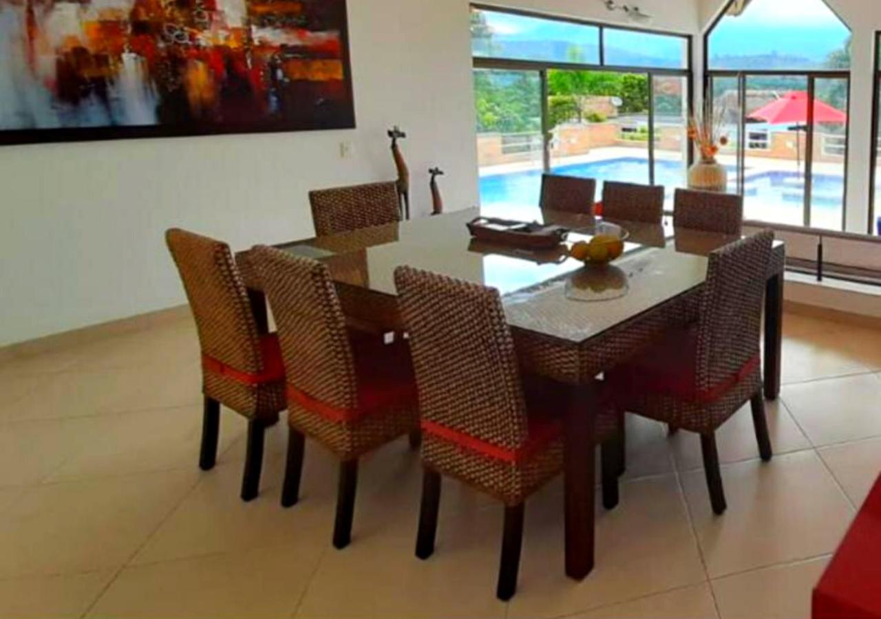 Casa Campestre con Piscina Privada Anapoima