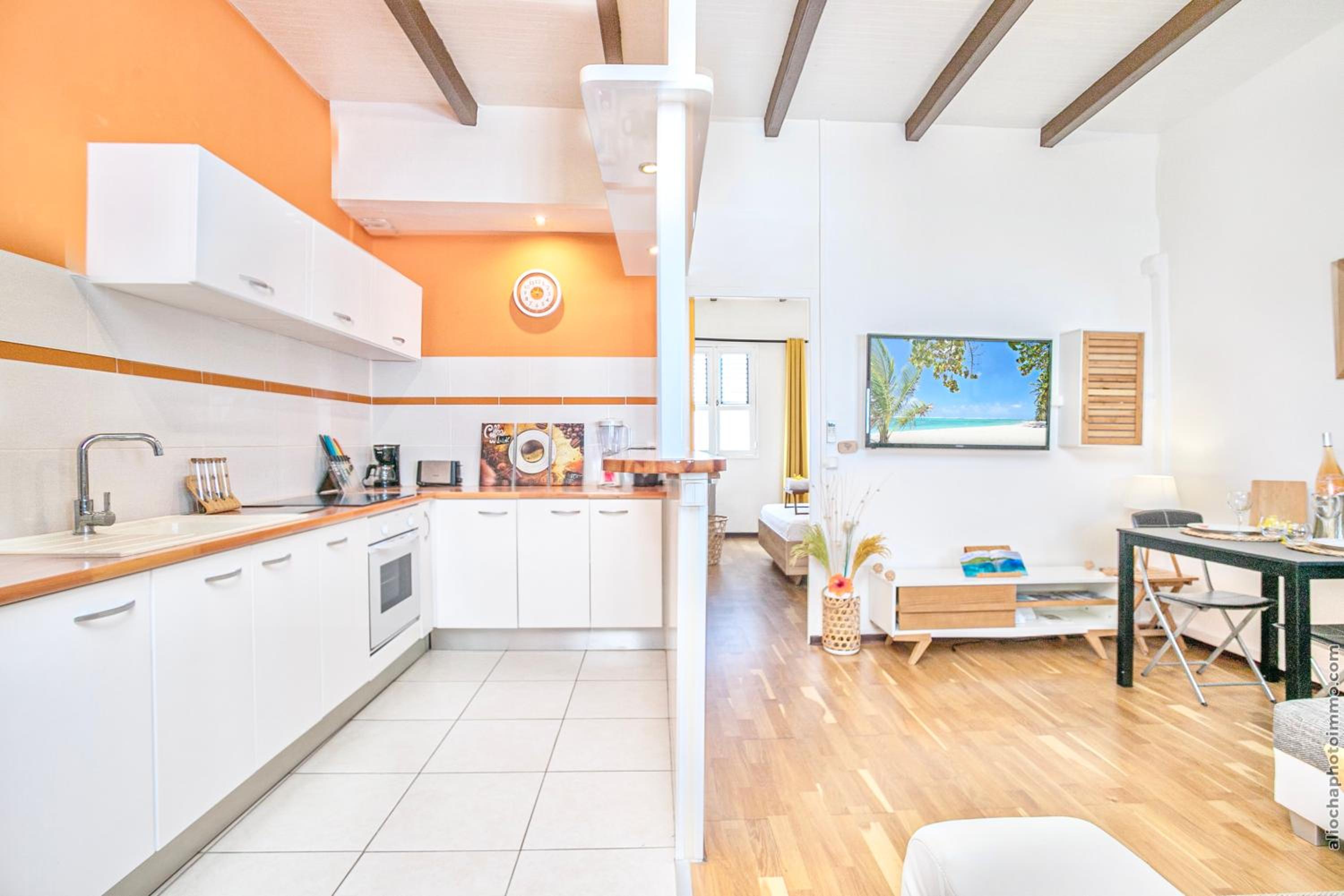 Foyal Suites