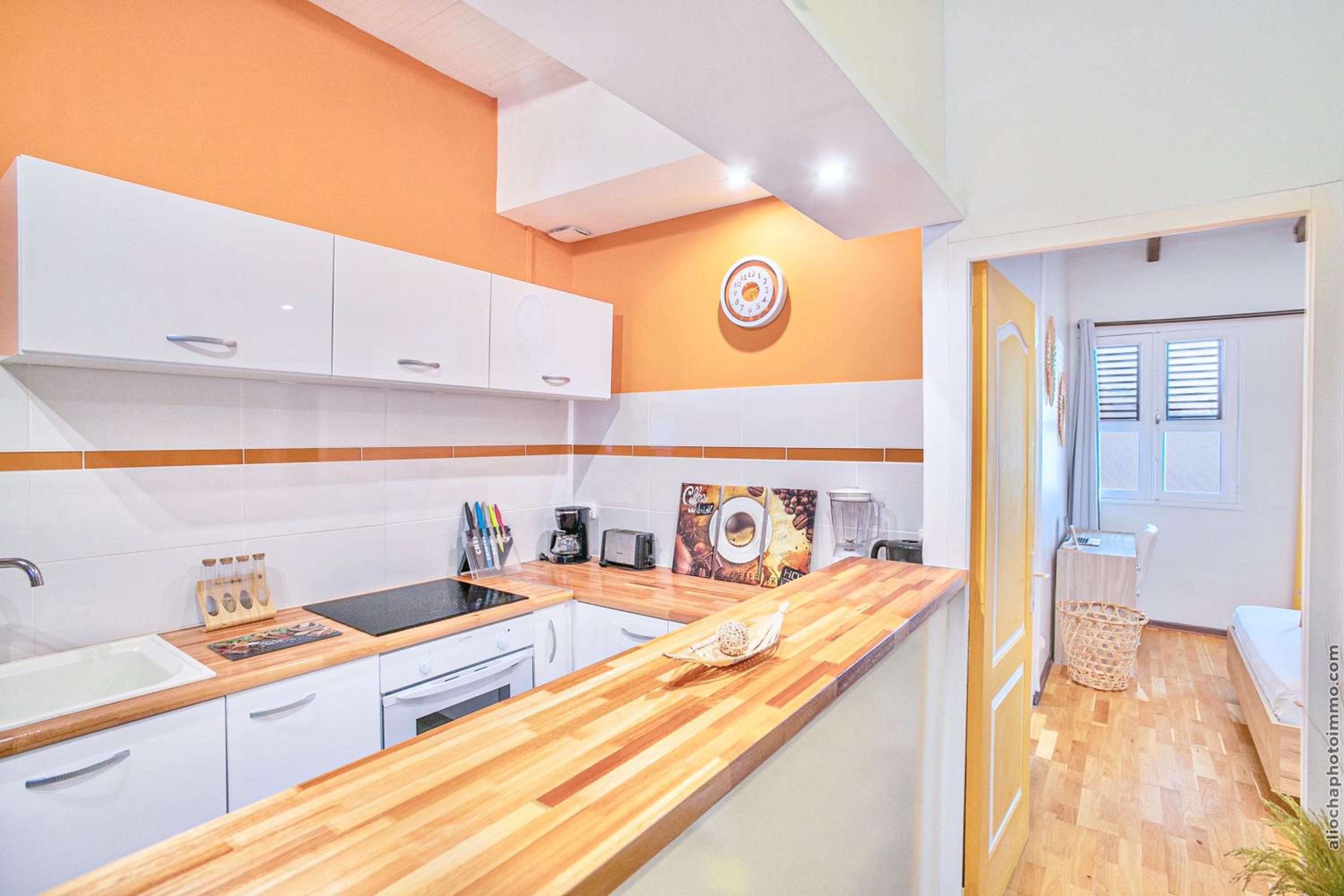 Foyal Suites