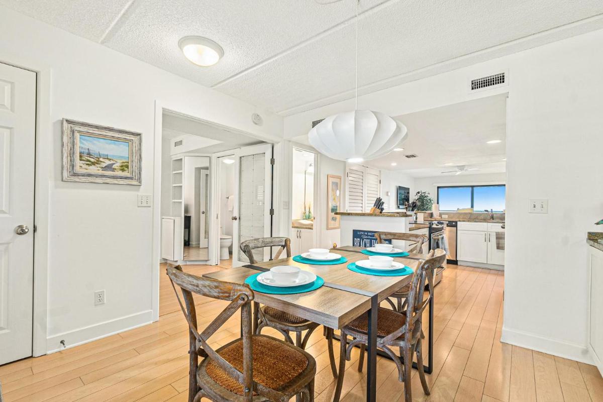 Seaside Sanctuary - Oceanfront Condo! view 5