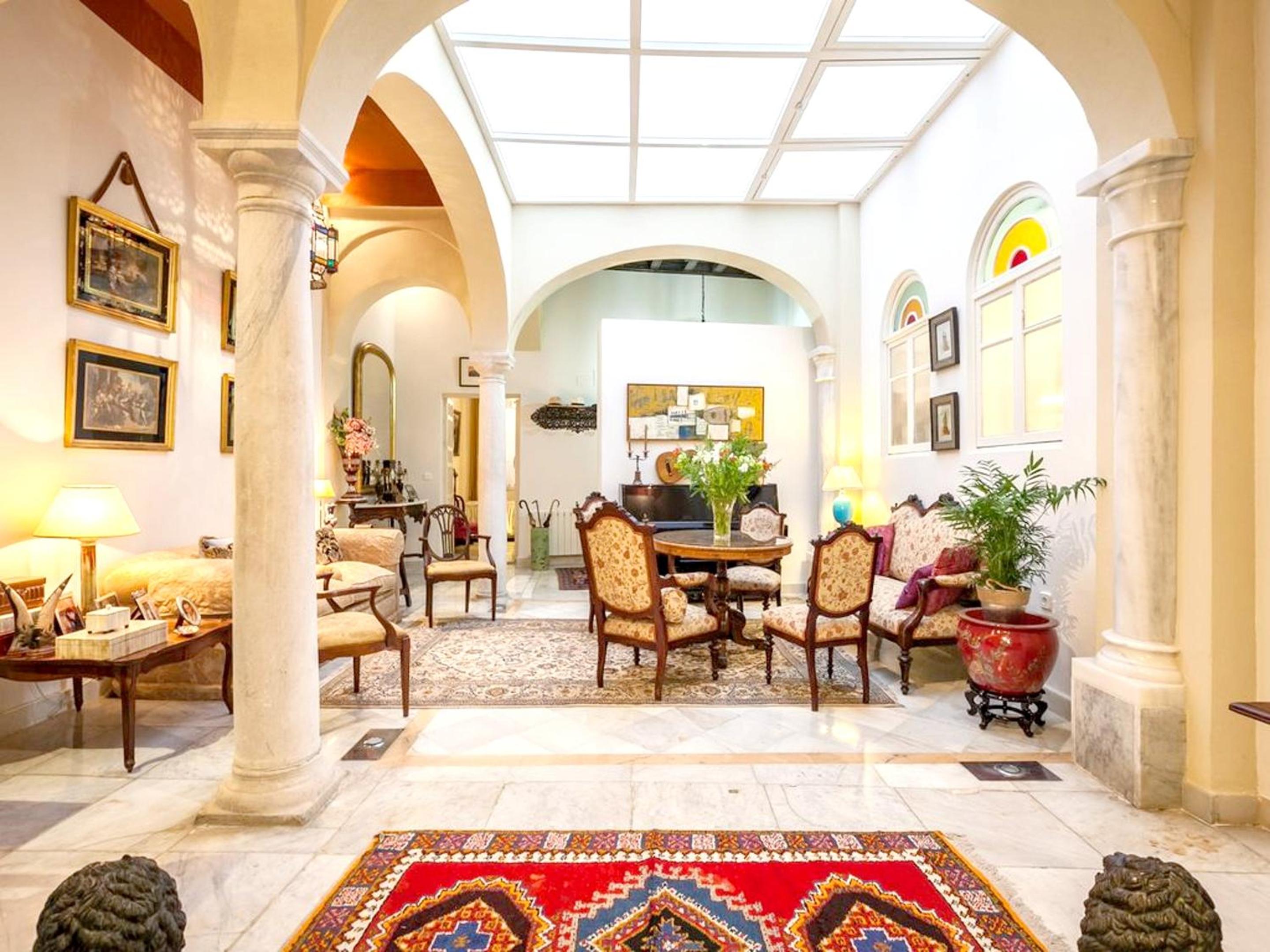 Comfortable house in the heart of Seville with AC view 4