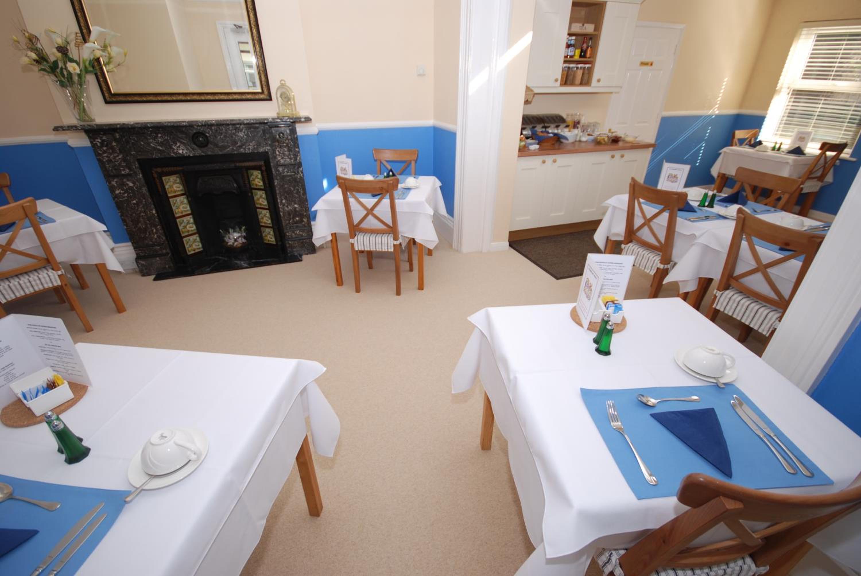 Westbury Lodge