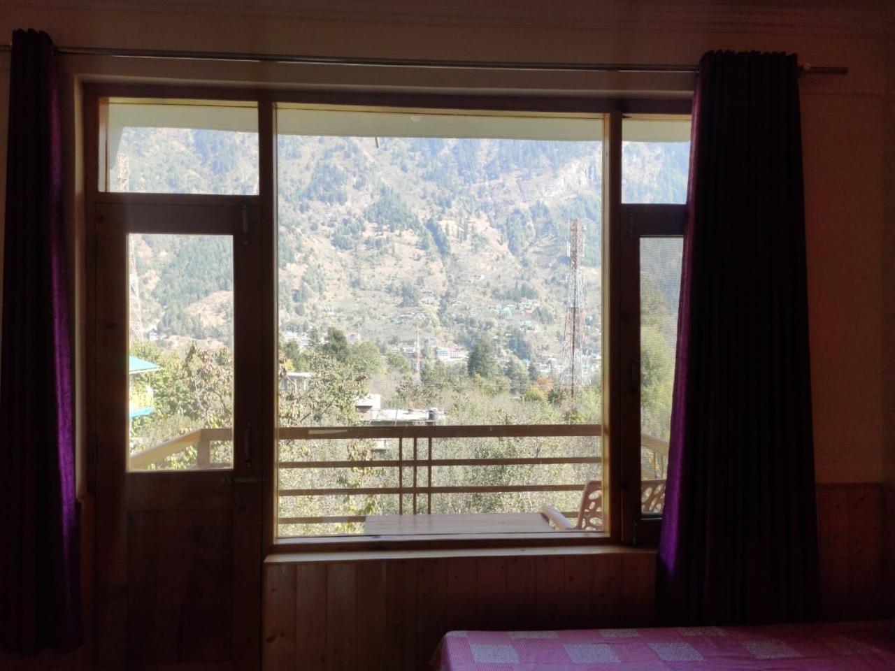 Photo 19