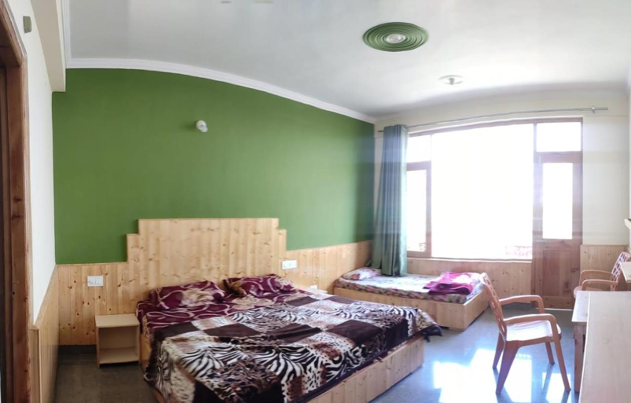 Photo 20